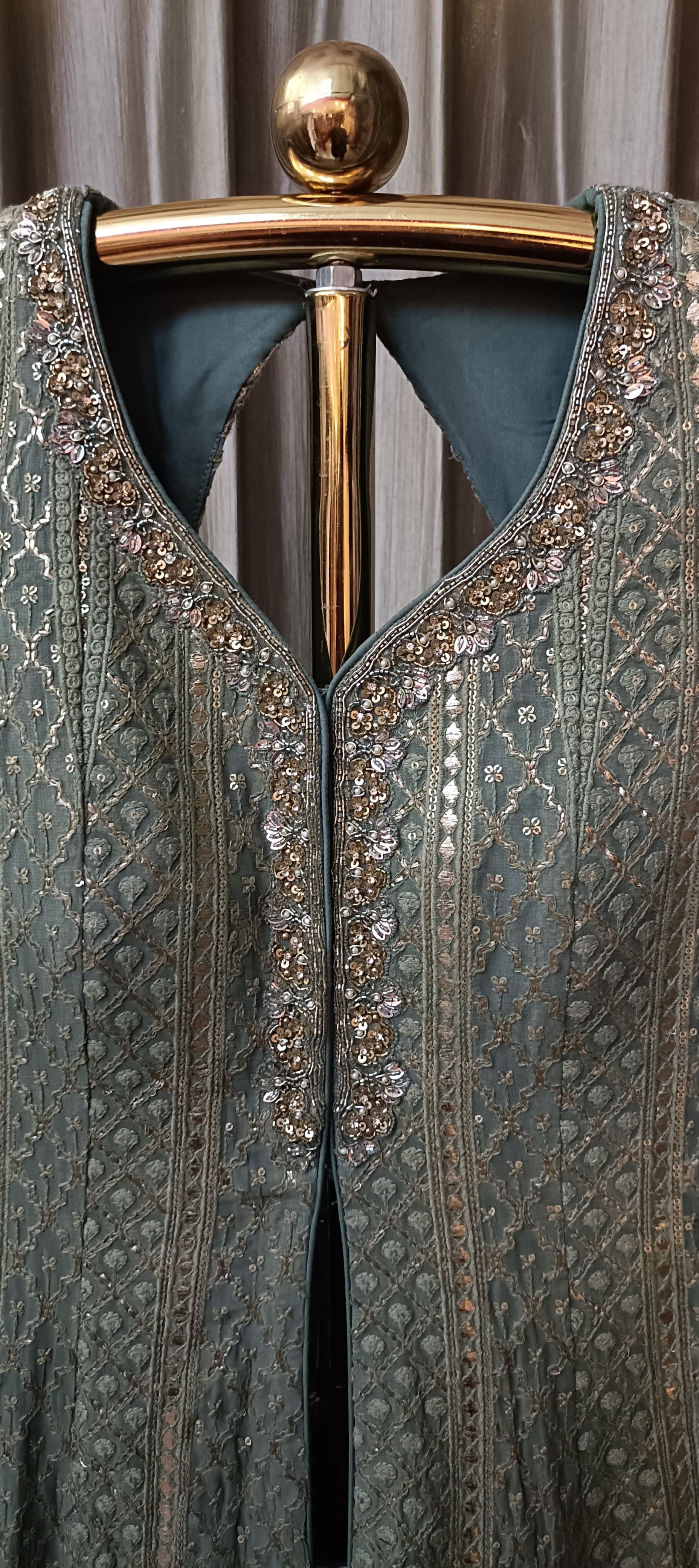 PARTY WEAR,SANGEET,COCKTAIL,HALDI,MEHNDI,PALAZZO,GHARARA,FRONT SLIT OPEN