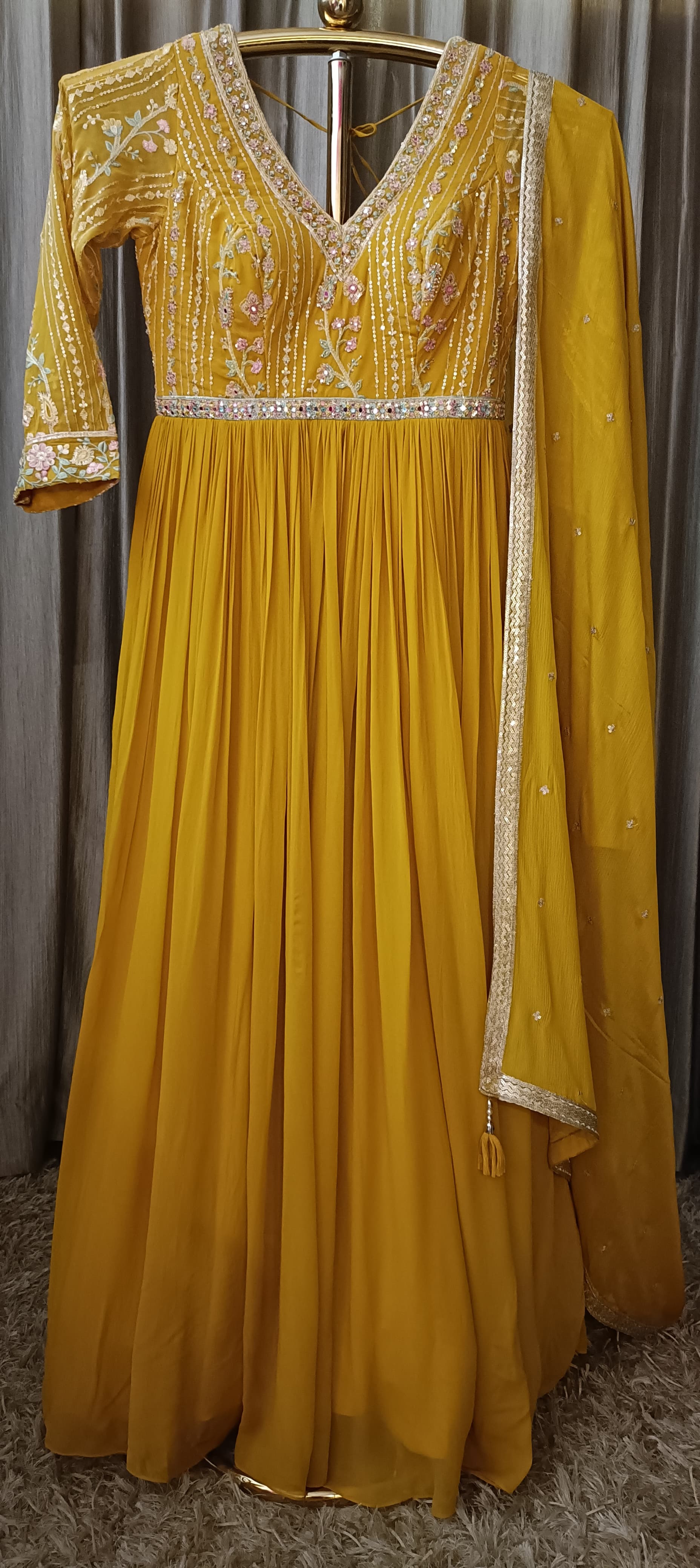 ANARKALI,PARTY WEAR,SANGEET,MEHNDI,HALDI, FLOOR LENGTH SUIT