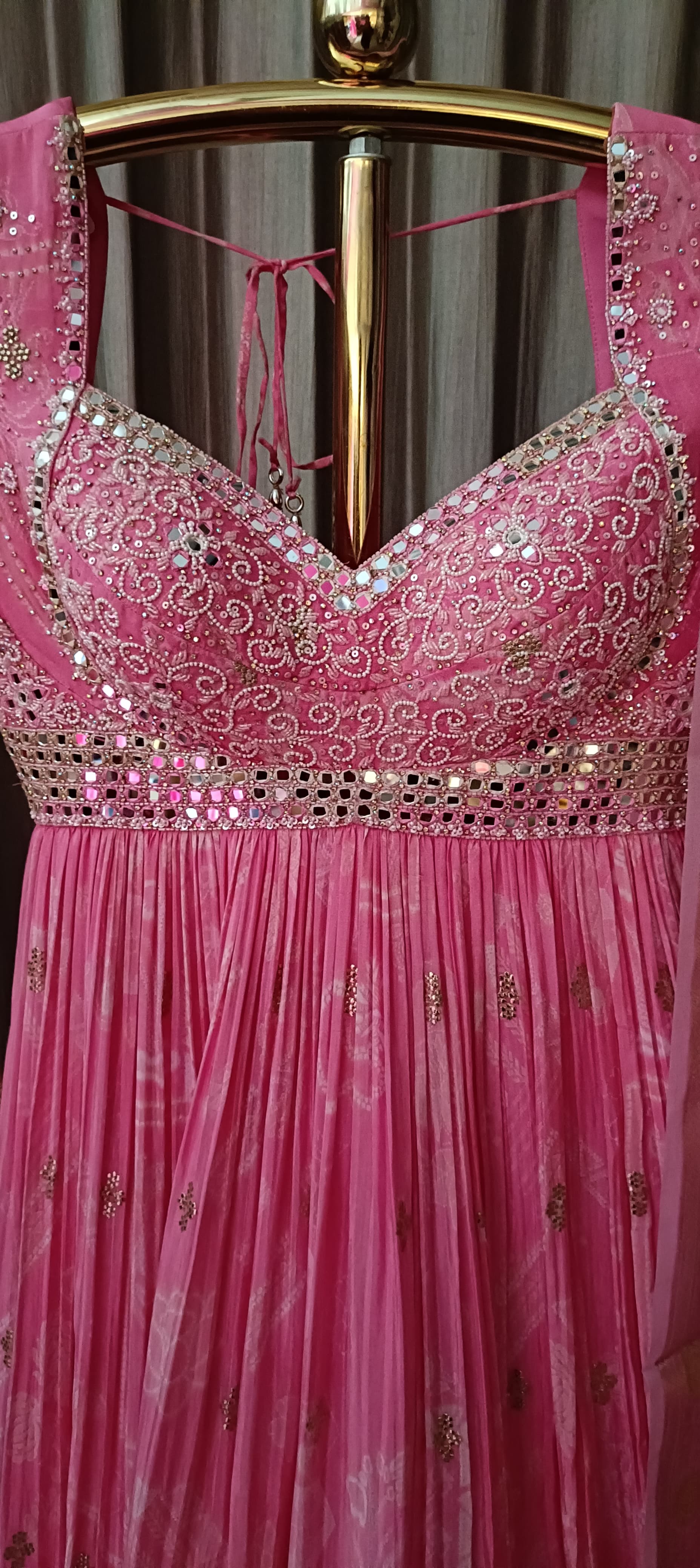 PARTY WEAR,PRINTED,FLORAL,SANGEET,MEHNDI,FLOOR LENGTH,ANARKALI SUIT