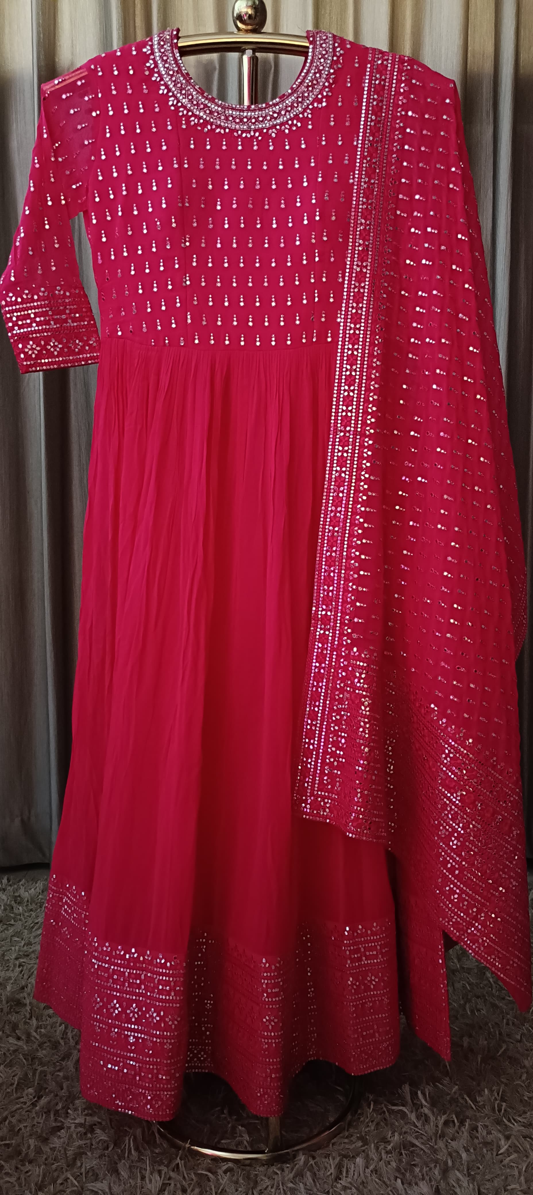 FLOOR LENGTH,PARTY WEAR,ROKA,SANGEET,FESTIVAL,TRADITIONAL,MEHNDI,ANARKALI WITH HEAVY DUPATTA