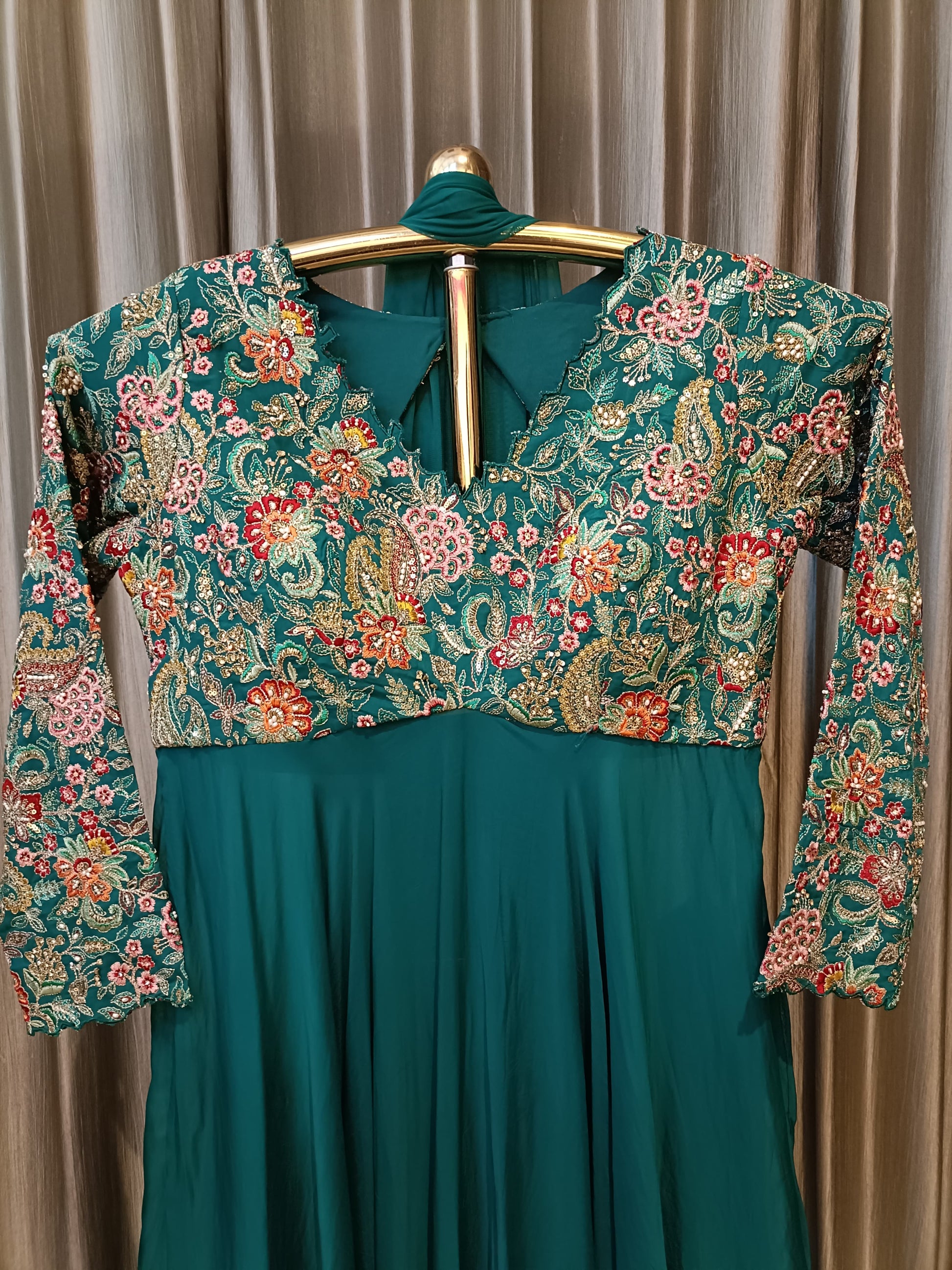 PARTY WEAR,INDO-WESTERN,SANGEET,PALAZZO,GHARARA