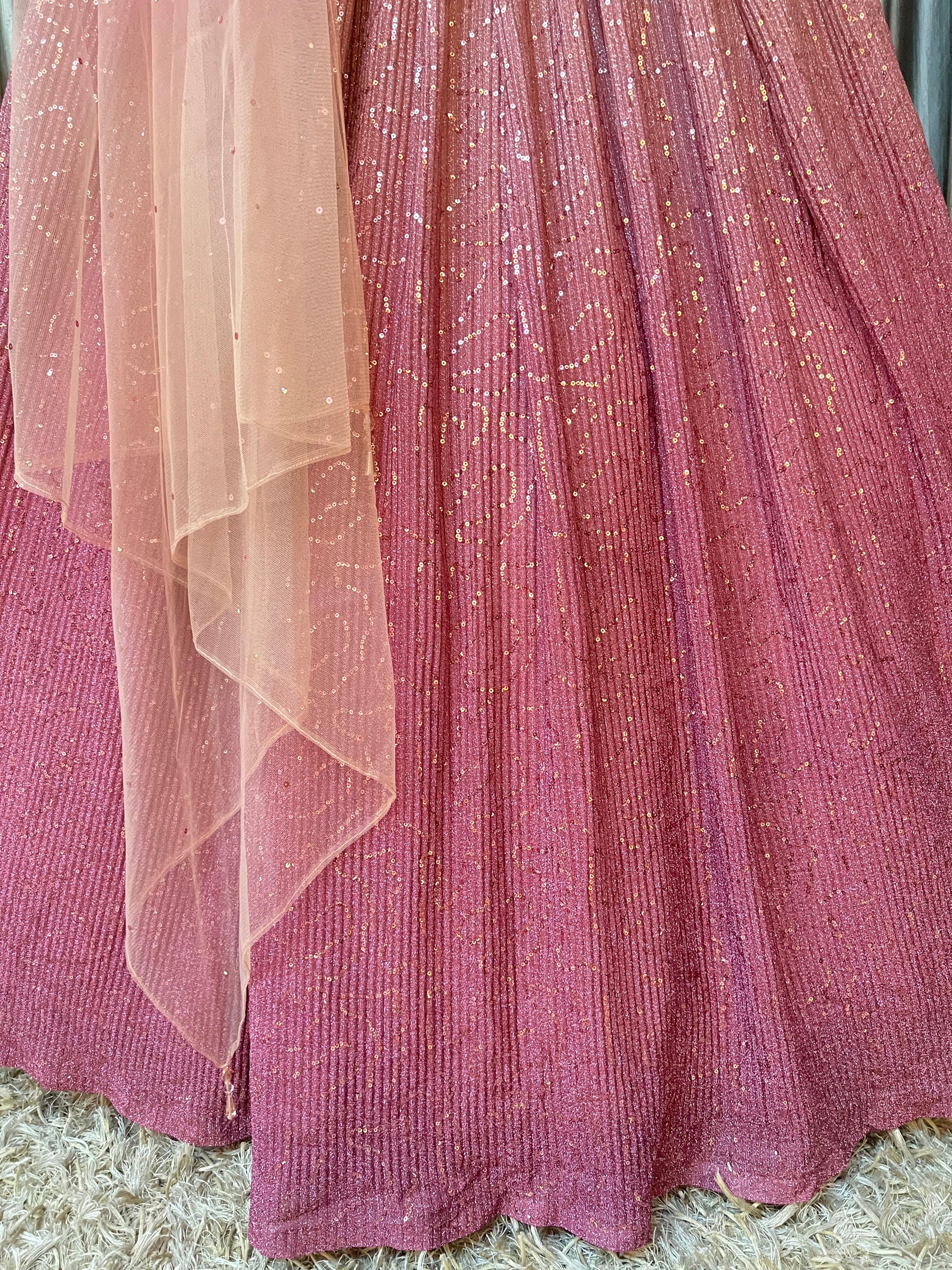 PARTY WEAR,SANGEET,COCKTAIL,MEHNDI, LEHENGA CHOLI