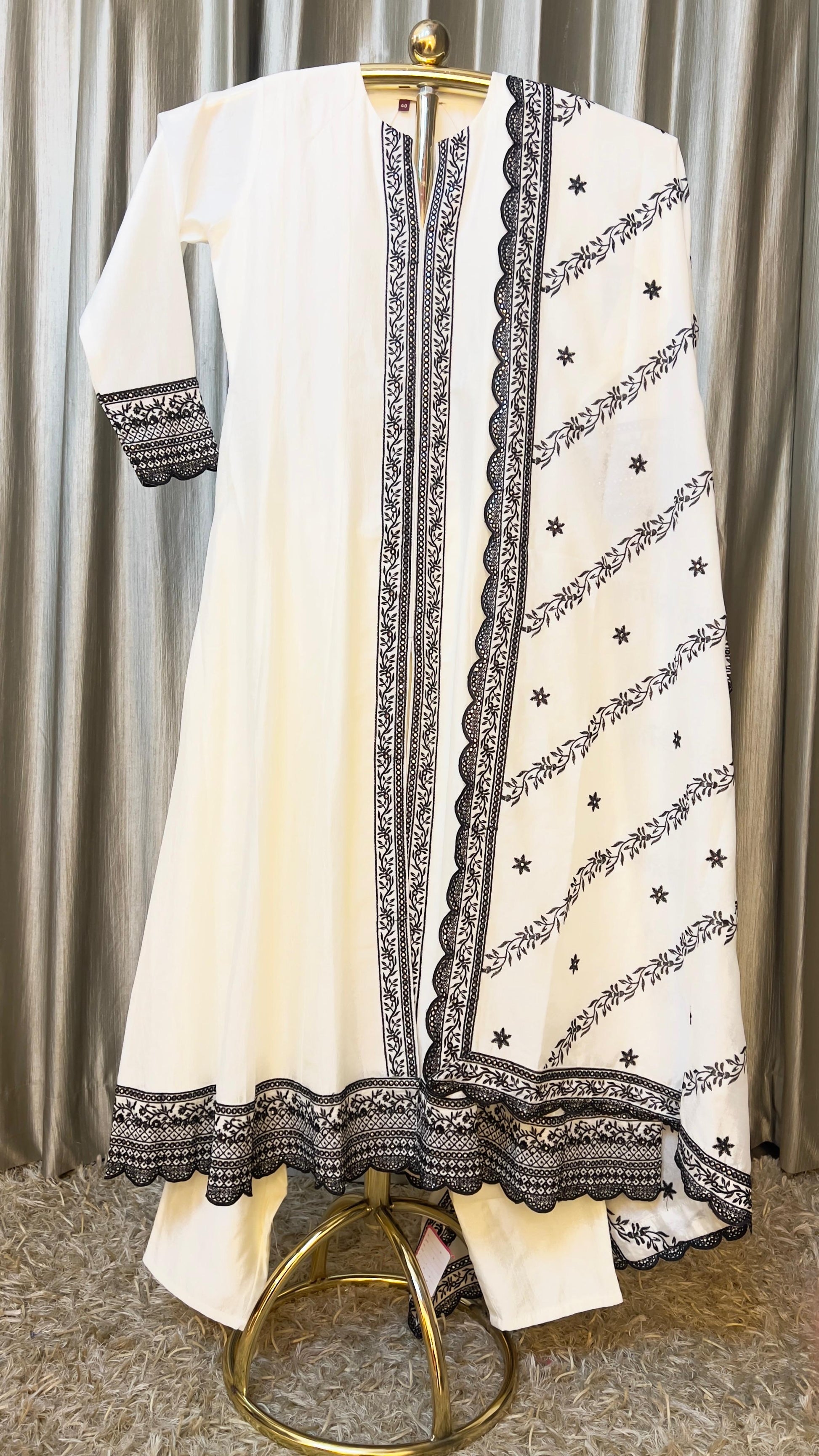 A-LINE FRONT SLIT CUT KURTA SET,SEMI OCCASSION,FESTIV,TRADITIONAL WEAR