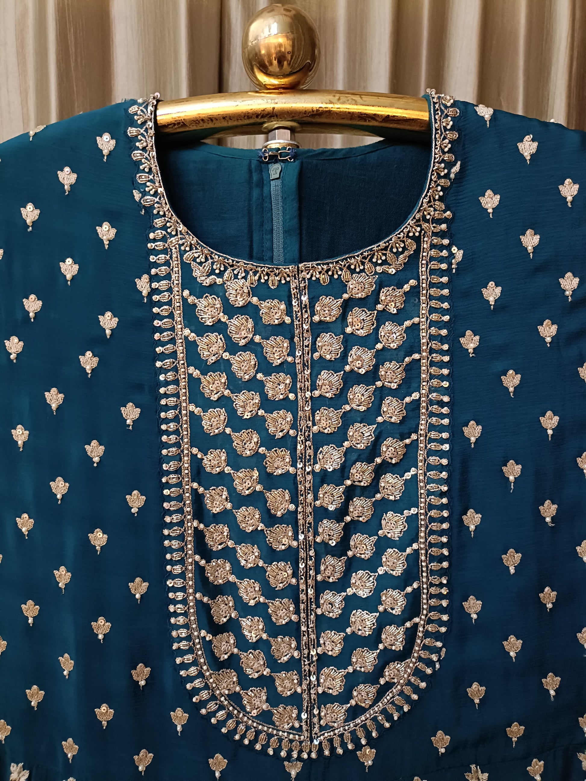 PARTY WEAR,SANGEET,FUNCTIONAL,ROKA,ANARKALI SUIT