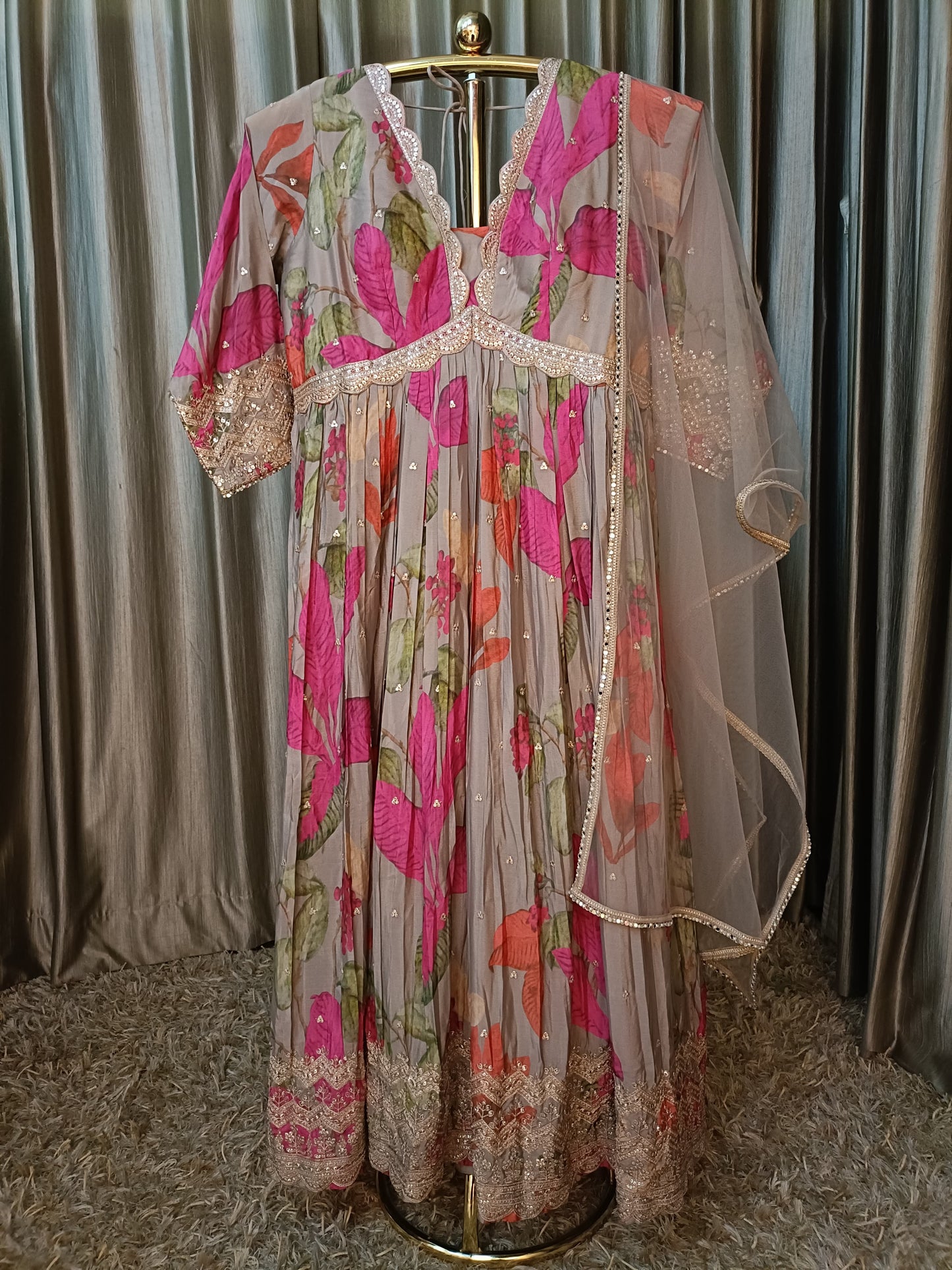 FLORAL PRINT.PLUS SIZE,SANGEET,MEHNDI,PARTY WEAR GOWN