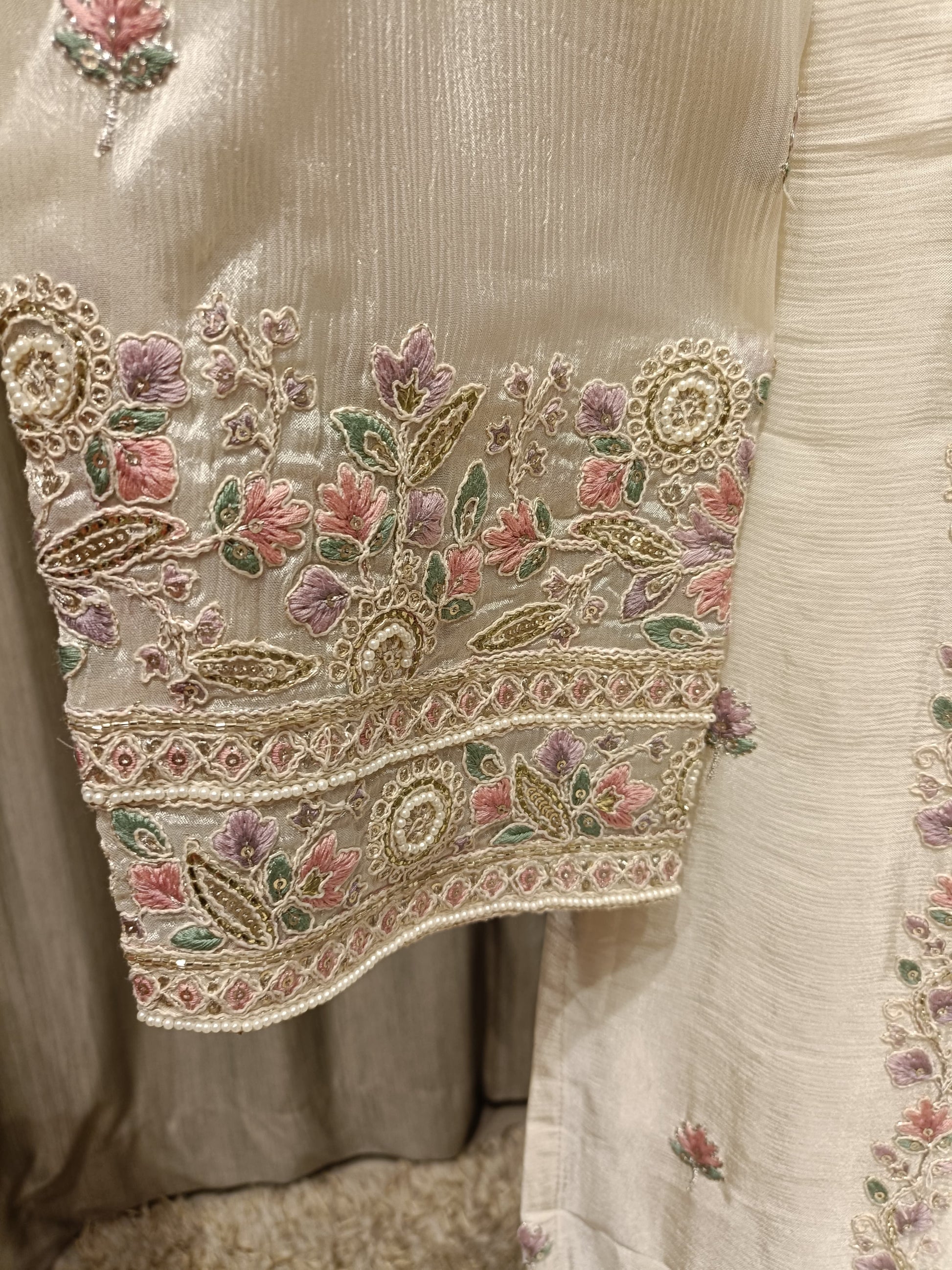 PLUS SIZE PARTY WEAR,SANGEET,PALAZZO,GHARARA