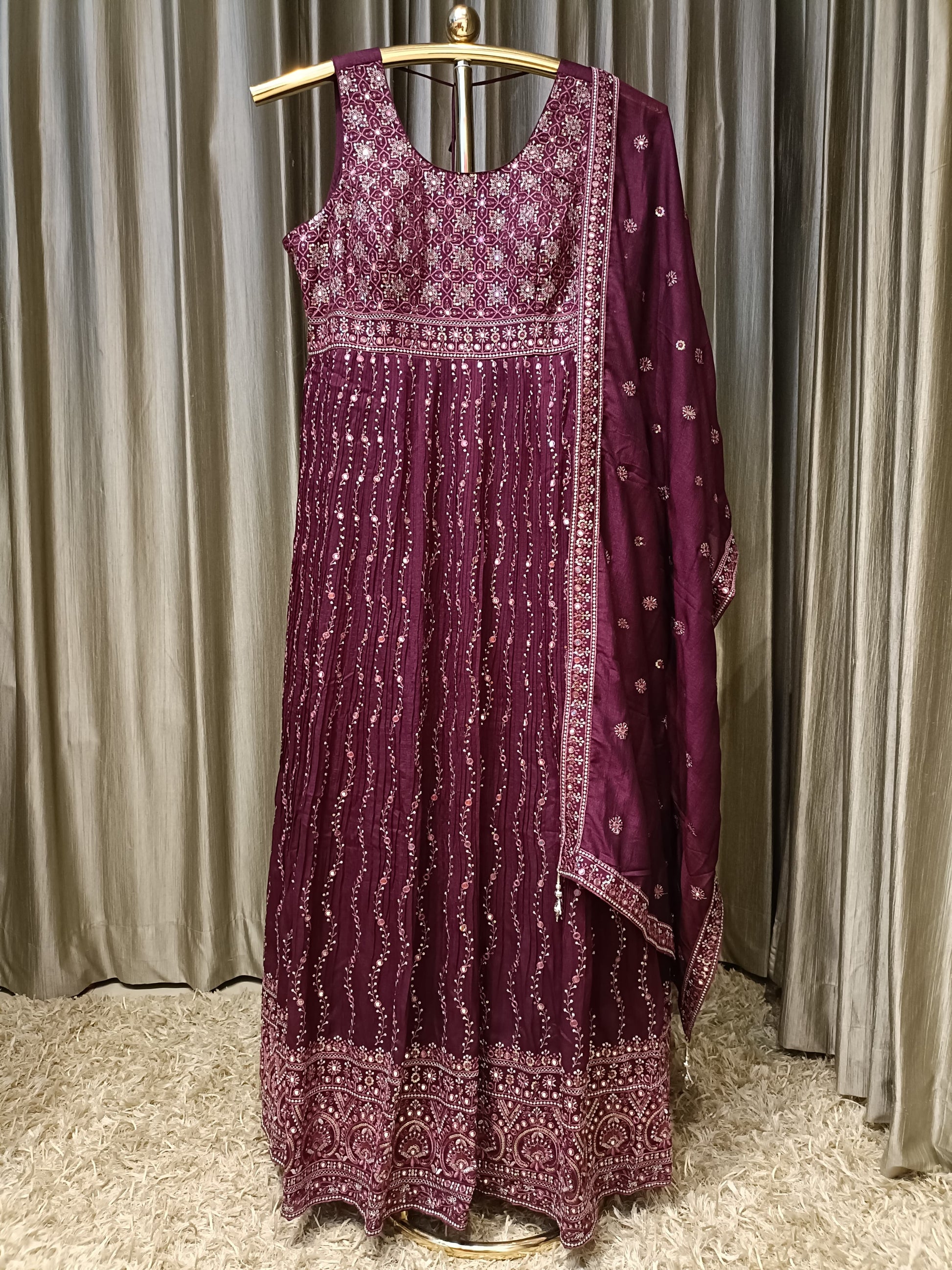 GATHERING STYLE FLOOR LENGHT ANARKALI DRESS FESTIVE OCCASSION,TRADITIONAL OUTFIT