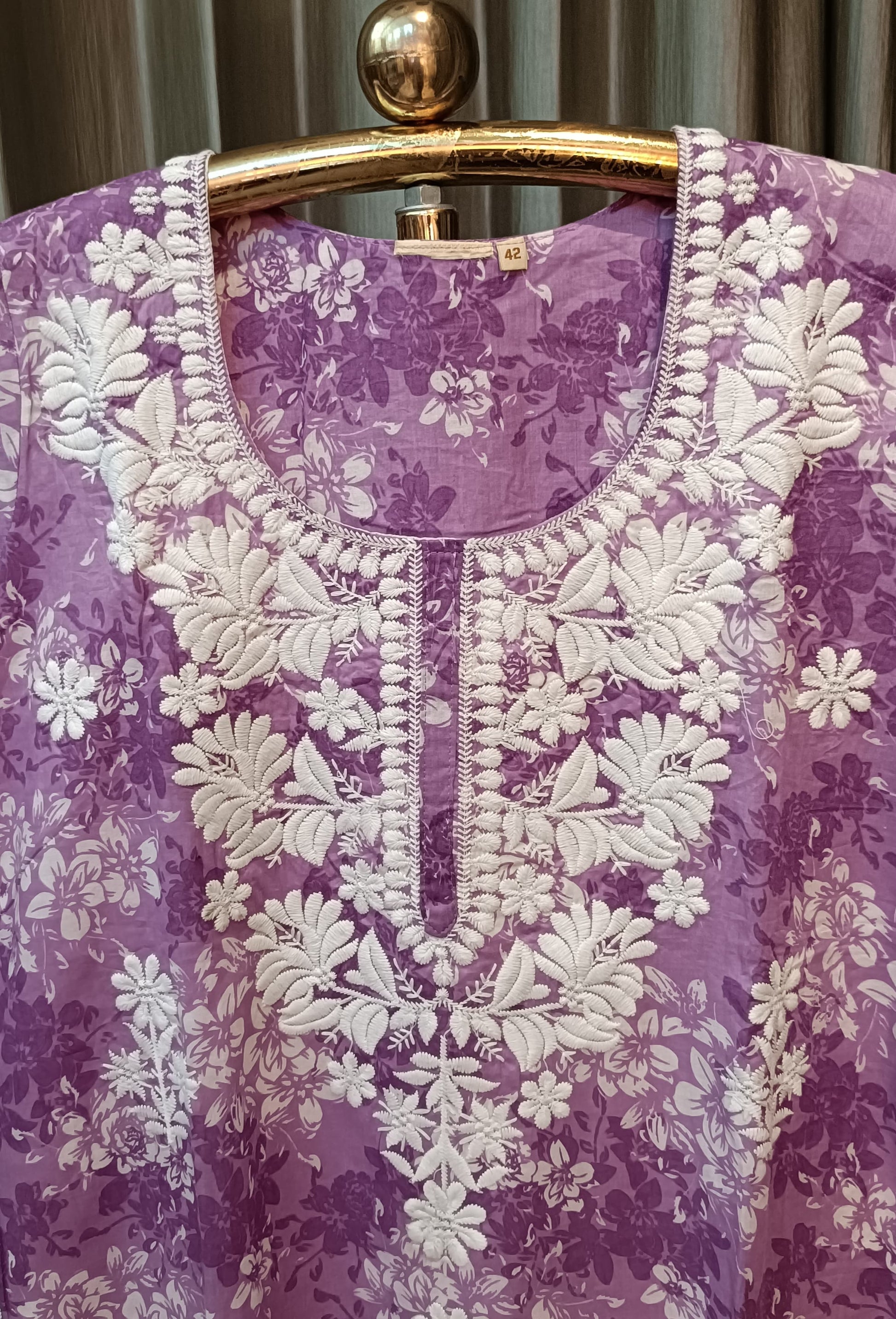 LAKHNAVI KURTI SET