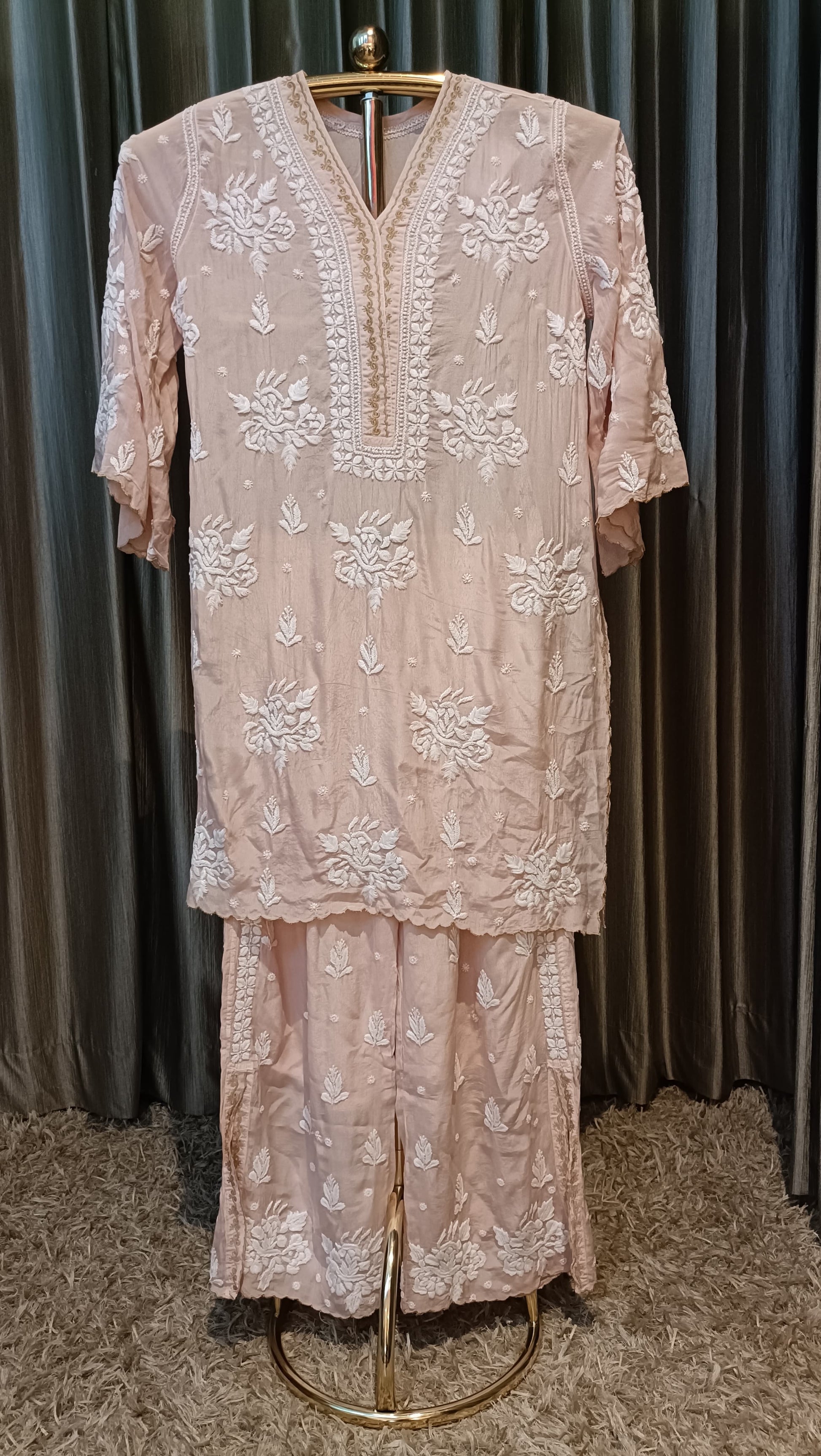 LAKHNAVI KURTI SET