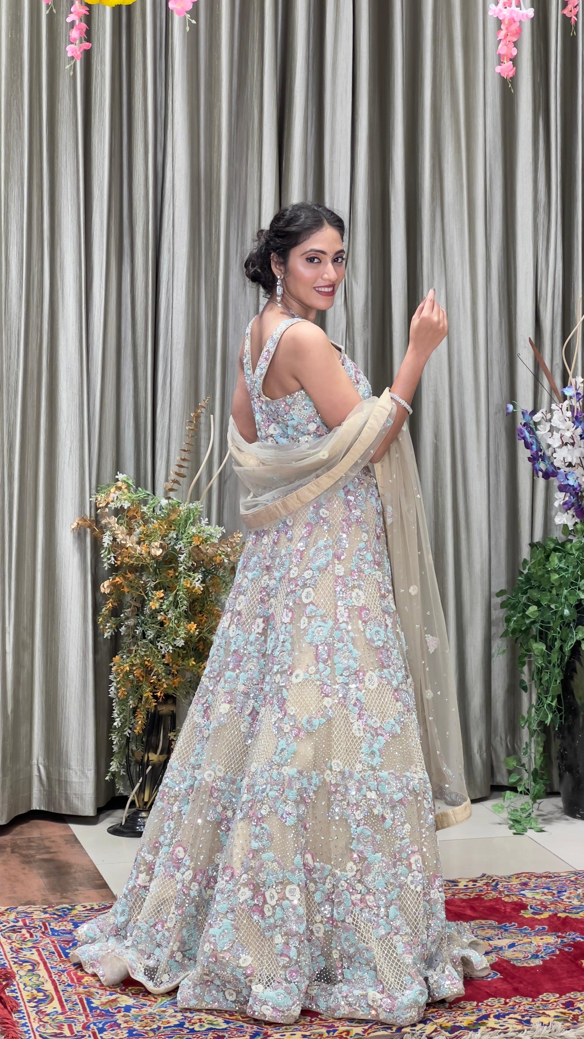 RECEPTION,ENGAGEMENT & WEDDING WEAR DESIGNER LEHENGA CHOLI