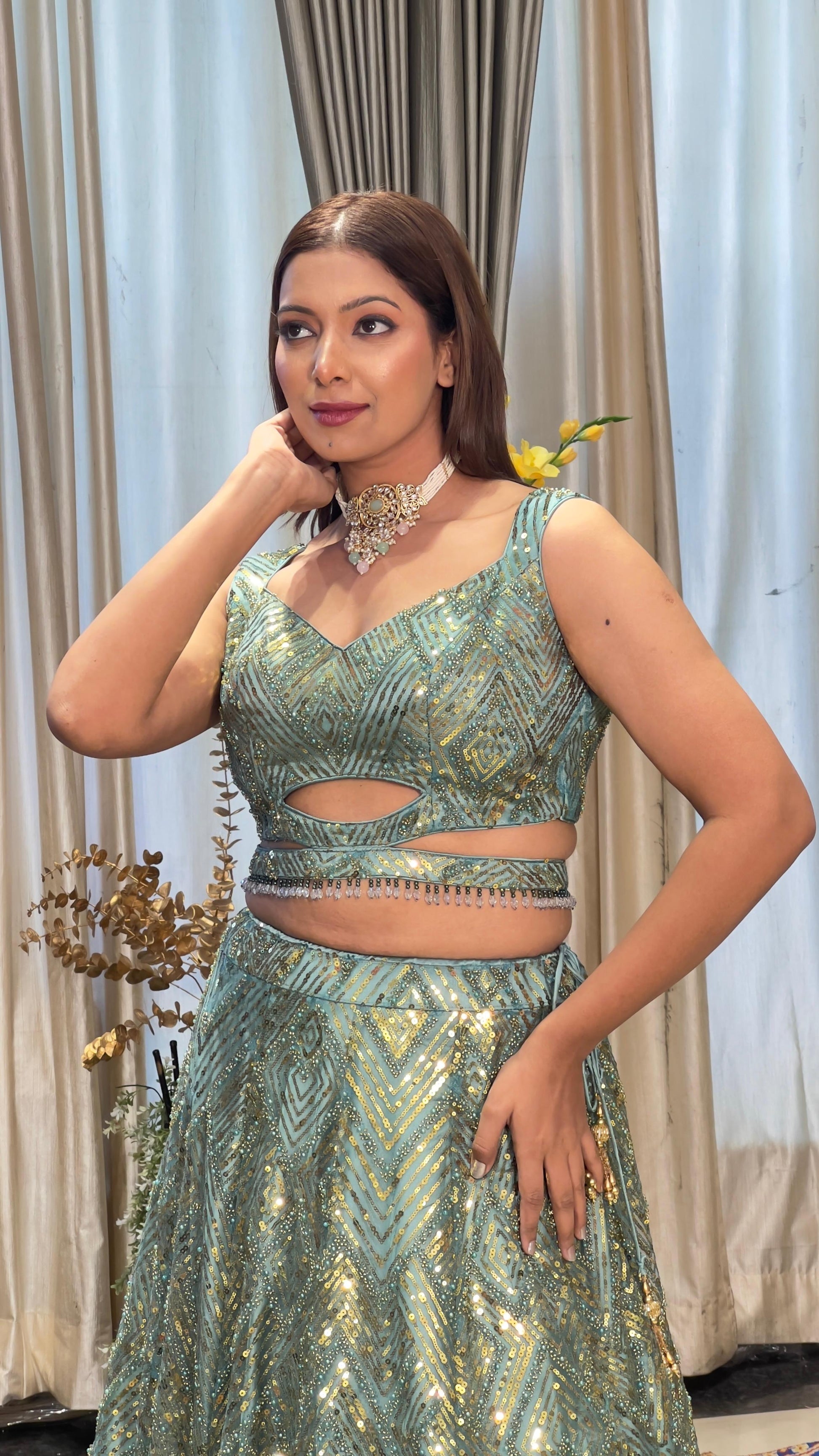 PARTY WEAR,RECEPTION,SANGEET,MEHNDI,DESIGNER LEHENGA CHOLI