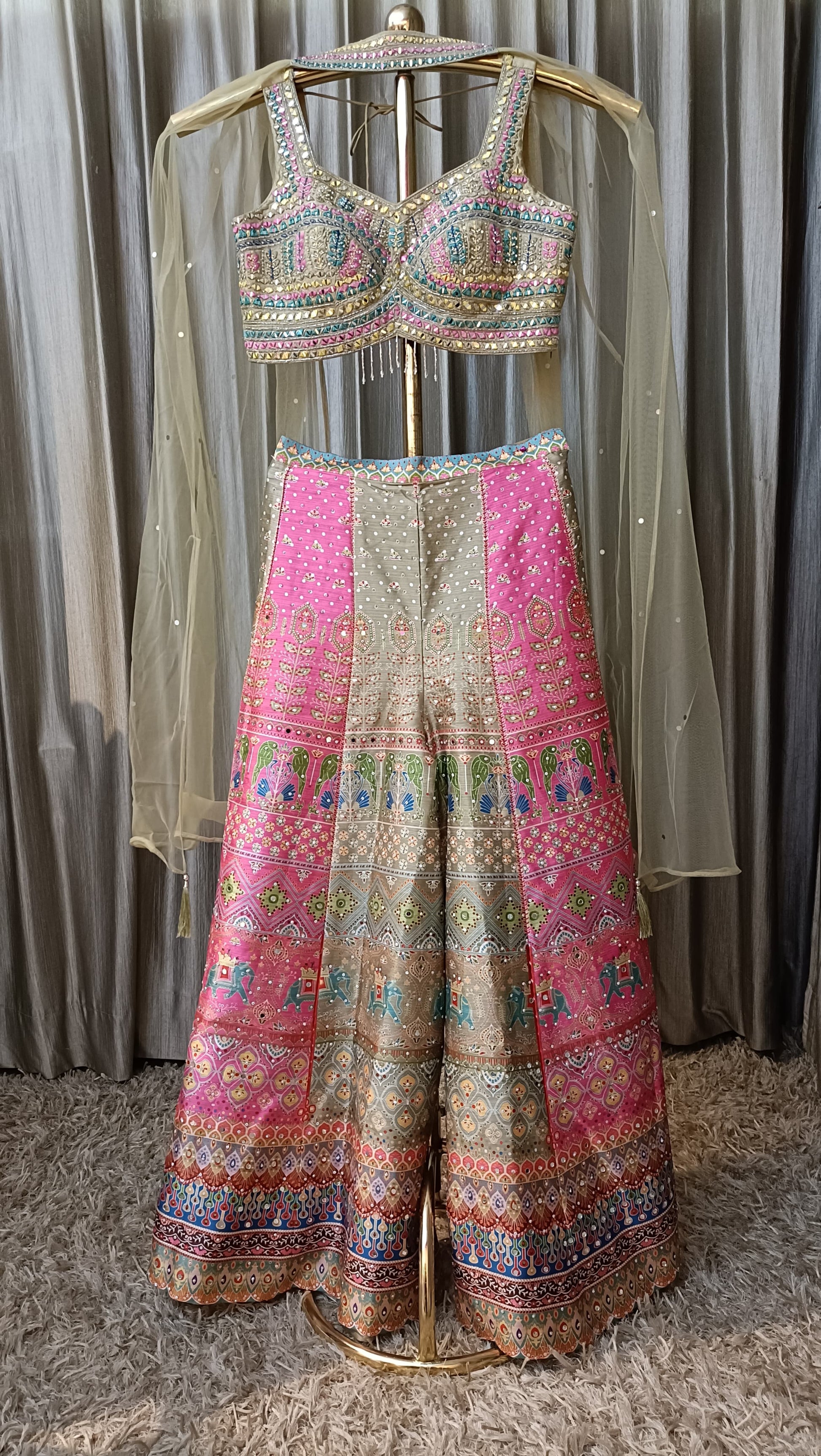 HEAVY BANARSI SILK PALAZZO CROP TOP ,WEDDING,RECEPTION,TRADITIONAL,FESTIVE OCCASSION OUTFIT