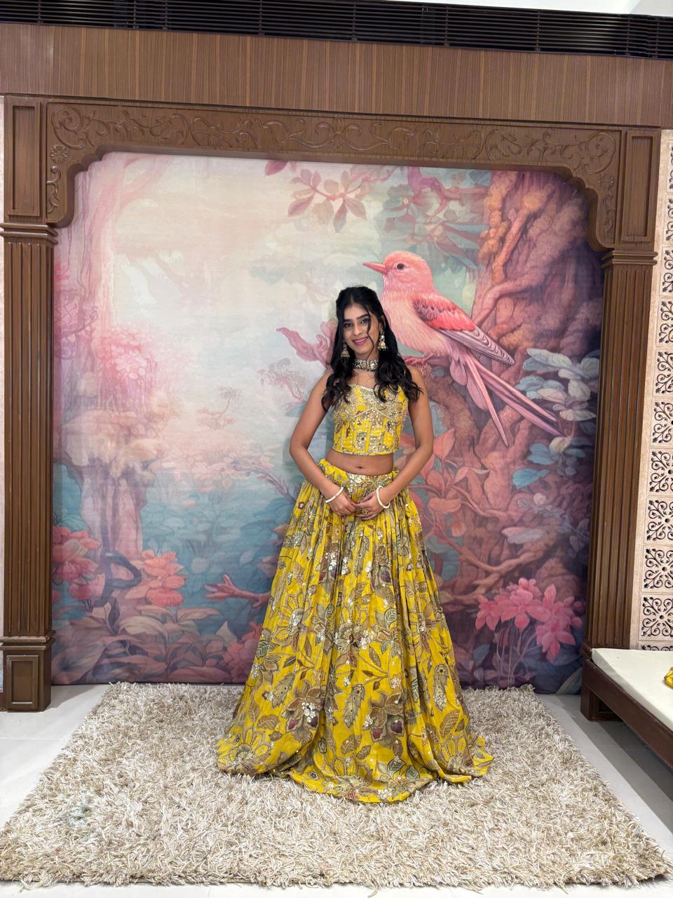 DESIGNER LEHENGA CHOLI,HALDI,MEHENDI,PARTY WERAR OUTFIT