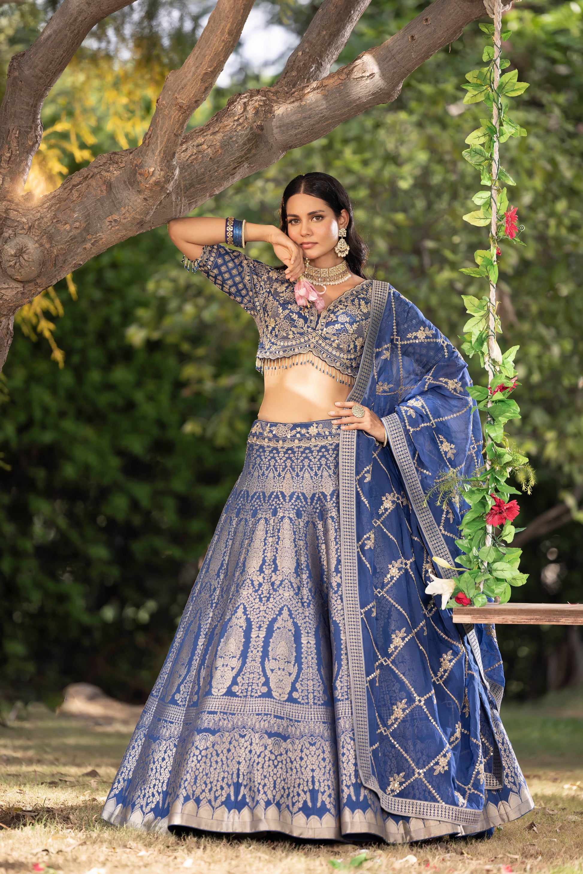WEDDING WEAR, SIDER WEAR,RECEPTION WEAR MEHNDI WEAR LEHENGA CHOLI