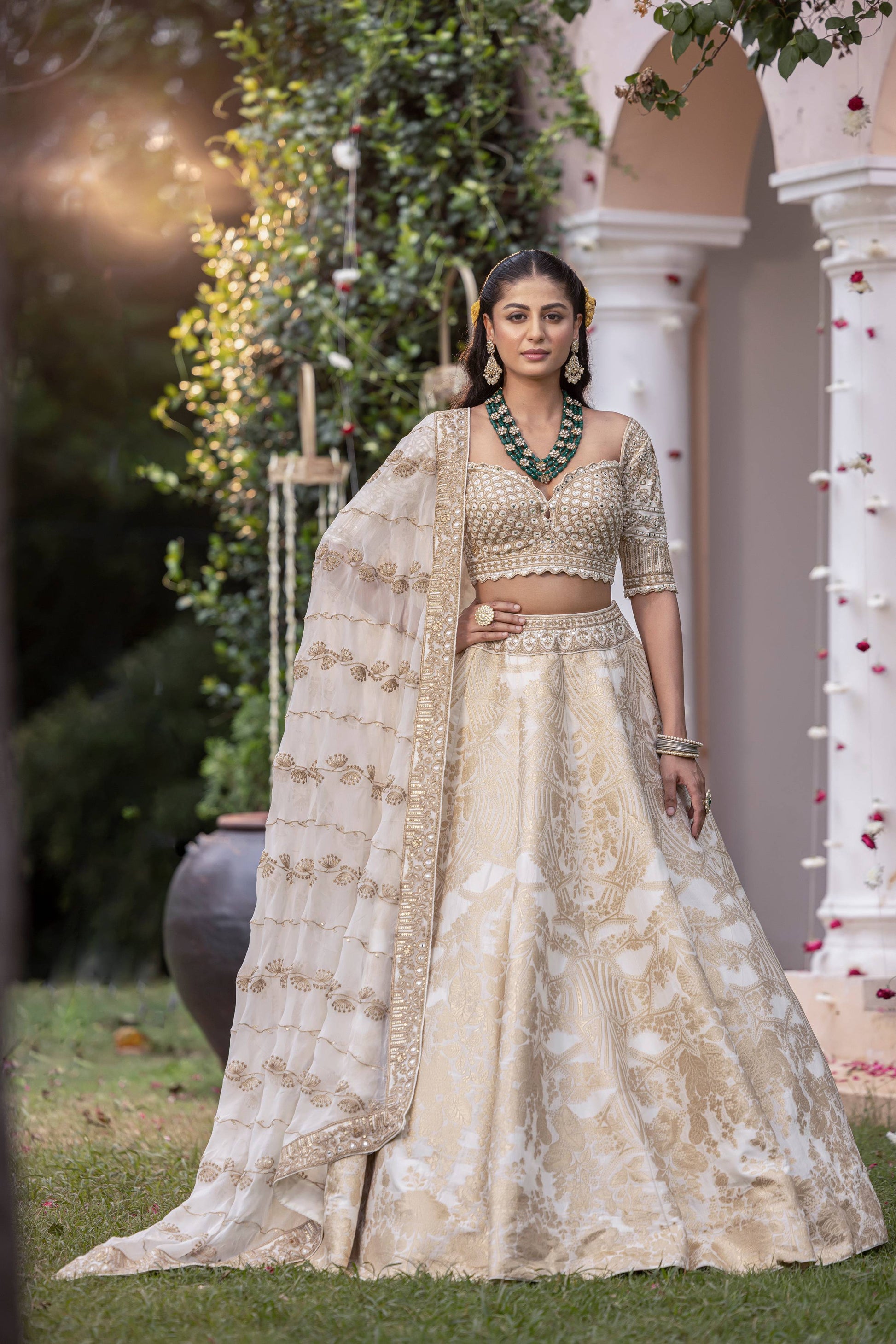BANARSI SILK DESIGNER LEHENGA CHOLI WEDDING,RECEPTION,PARTY WEAR OUTFIT