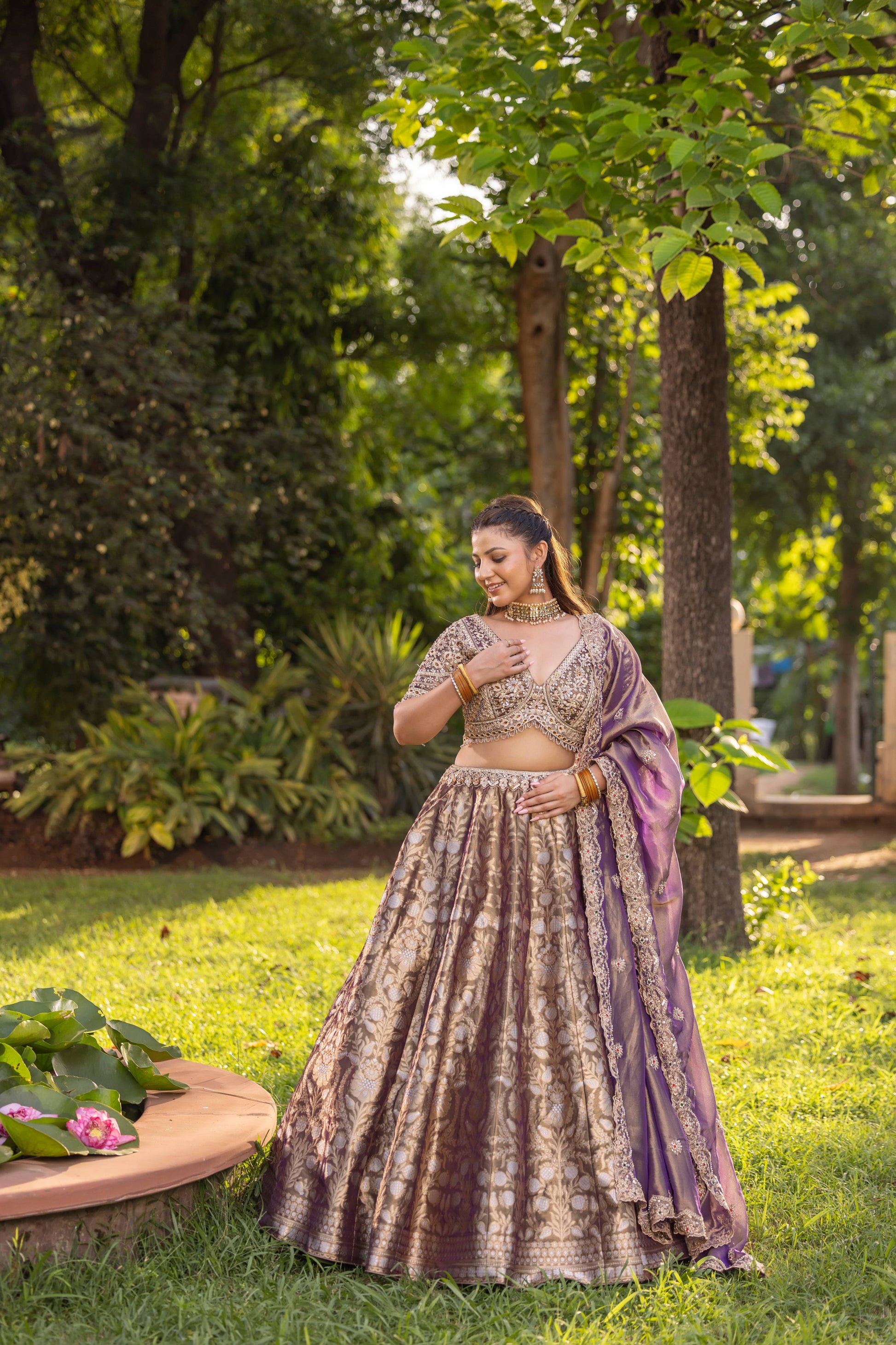 BANARSI SILK BRIDAL LEHENGA CHOLI WEDDING ,RECEPTION,MEHENDI, SIDER, PARTY WEAR OUTFIT