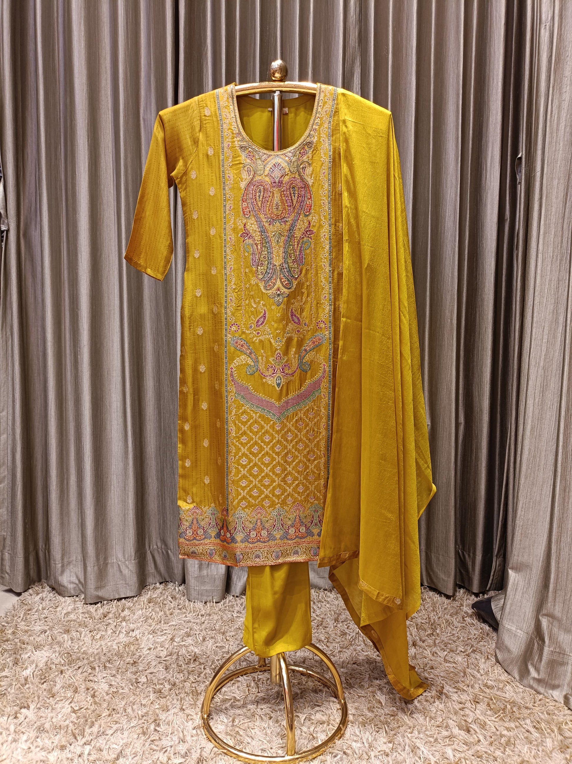 semi party wear kurti