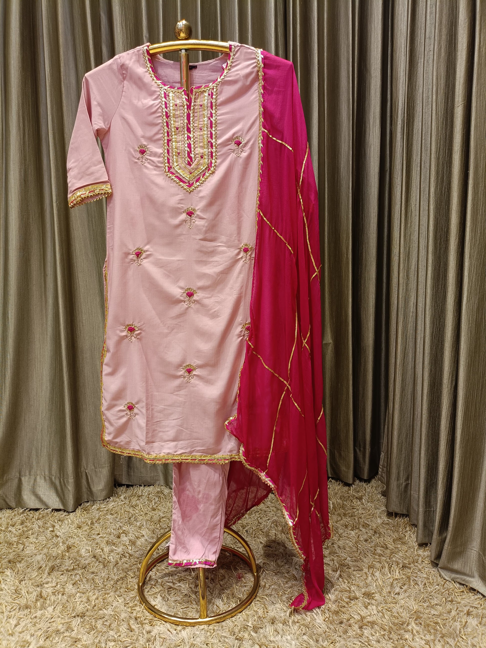 semi party style kurta set