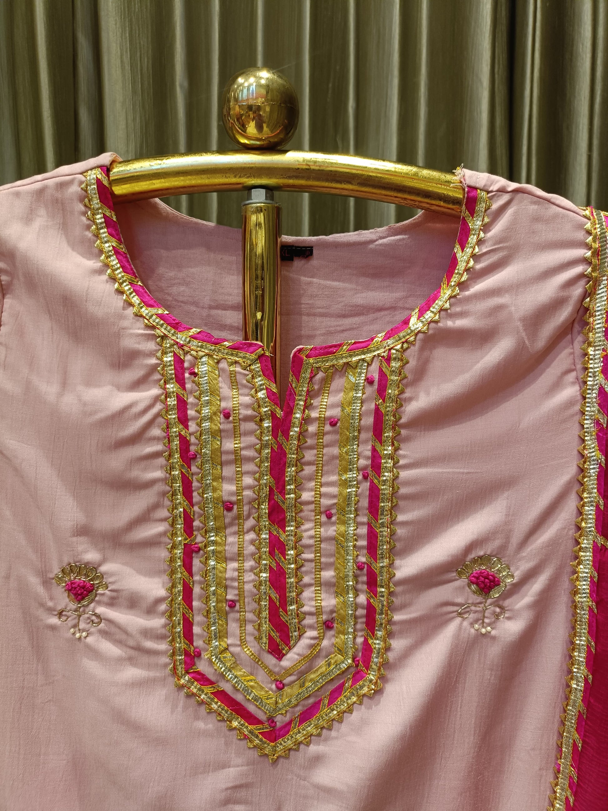 semi party style kurta set