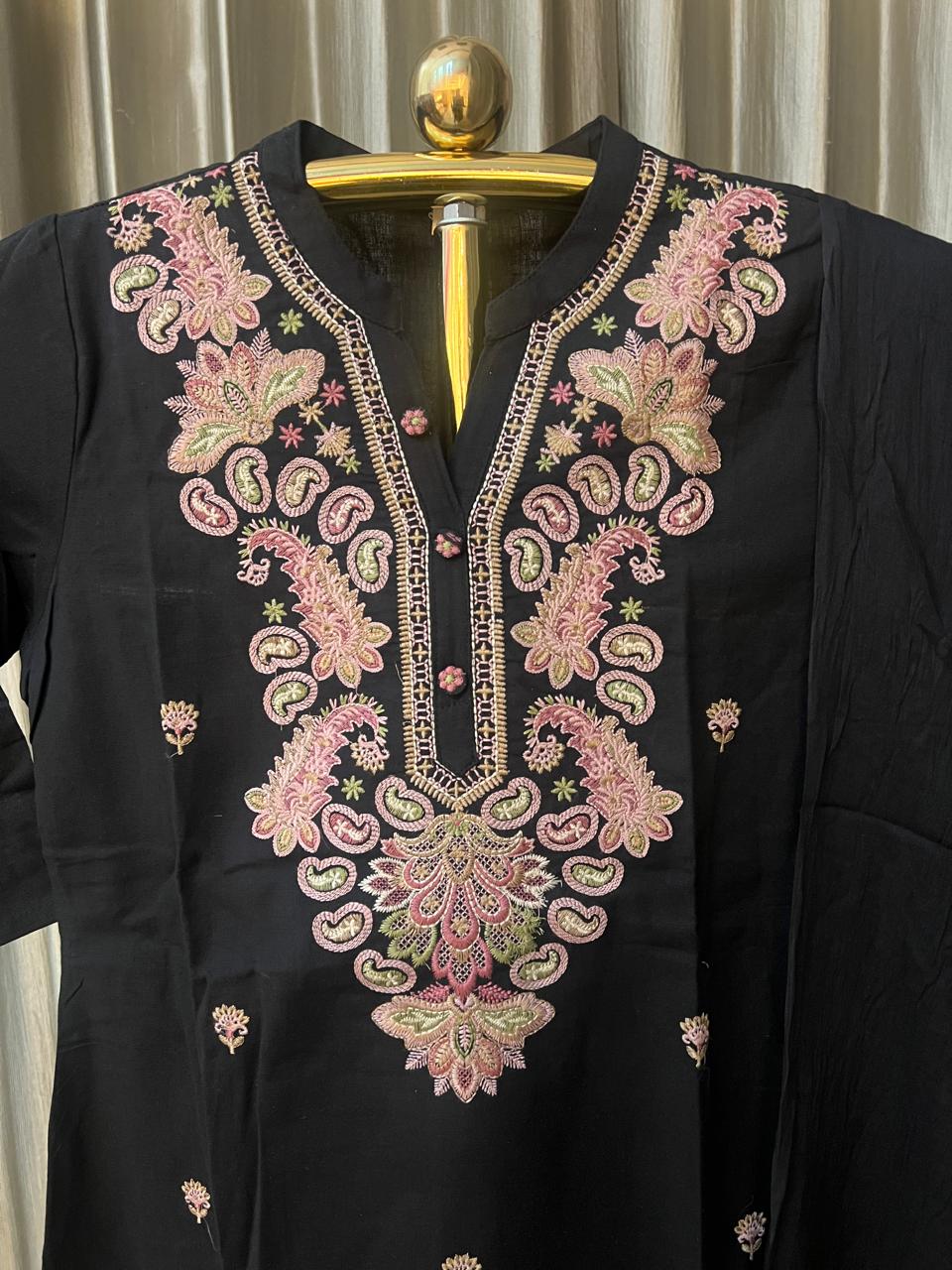 Thread Work with Linen Fabric Kurti Set