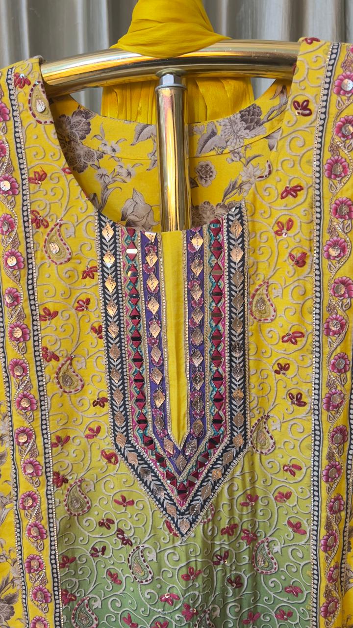 semi occasion kurta set