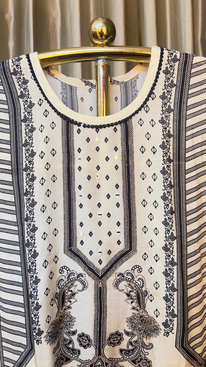 CASUAL WEAR PRINTED UNSTITICHED DRESS MATERIAL