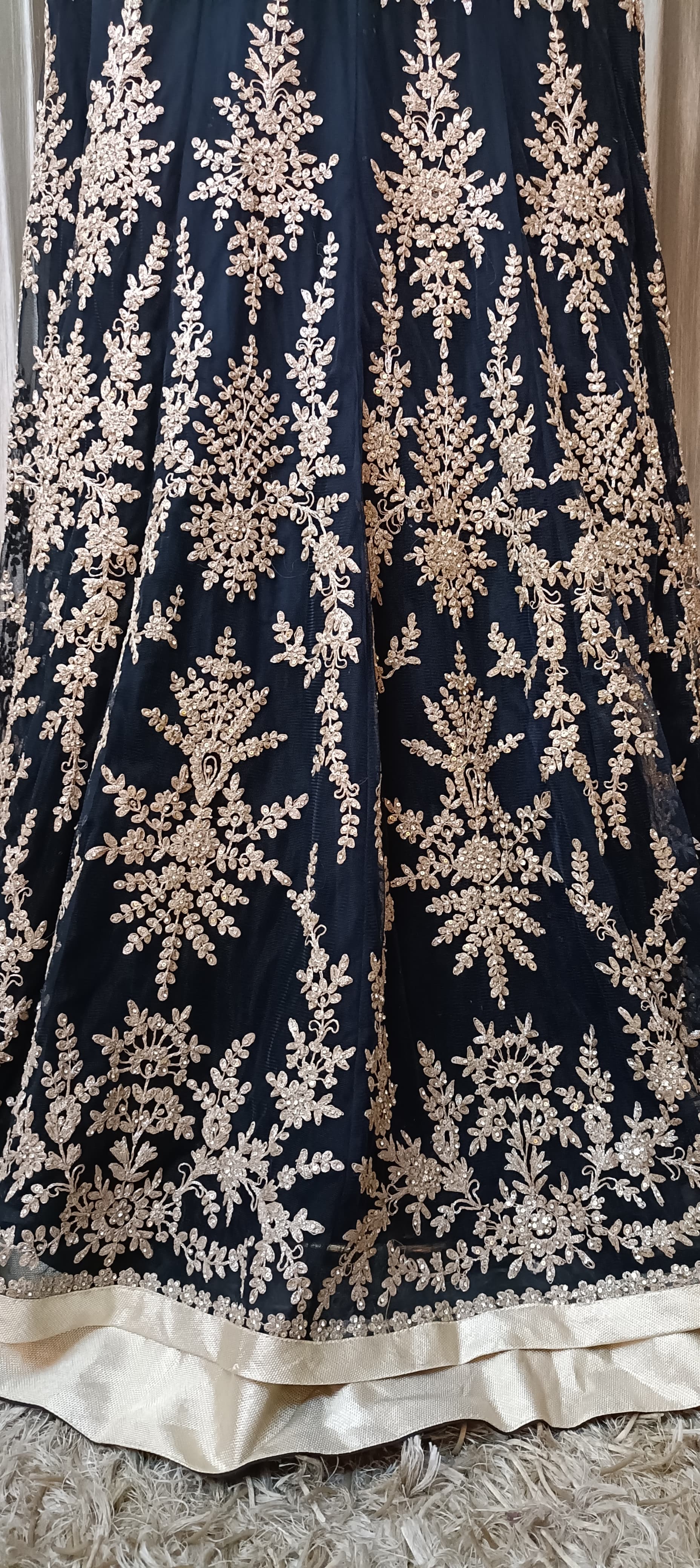 FLOOR LENGTH GOWN,PARTY WEAR,SANGEET & COCKTAIL LOOK