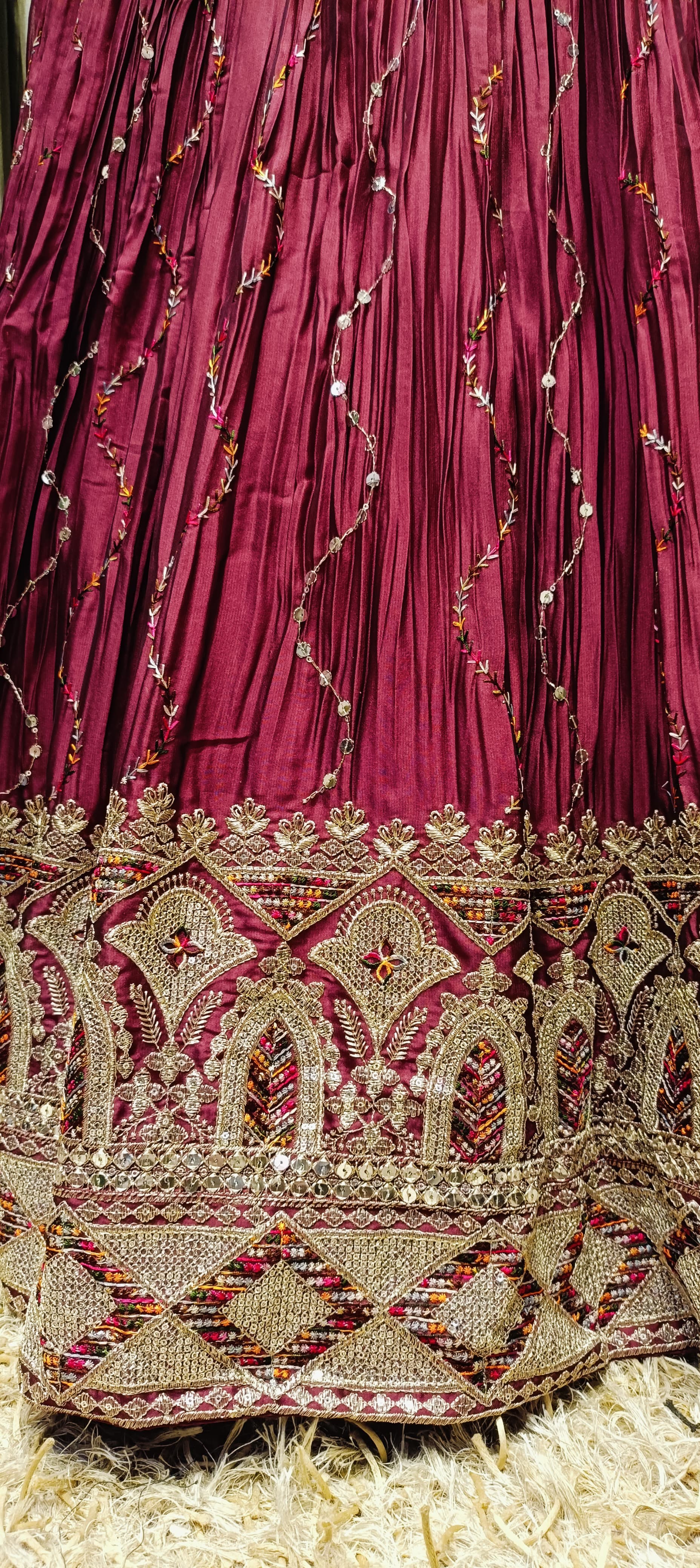 ANARKALI SUIT,FLOOR LENGTH GOWN,FUNCTIONAL,SANGEET,TRADITIONAL