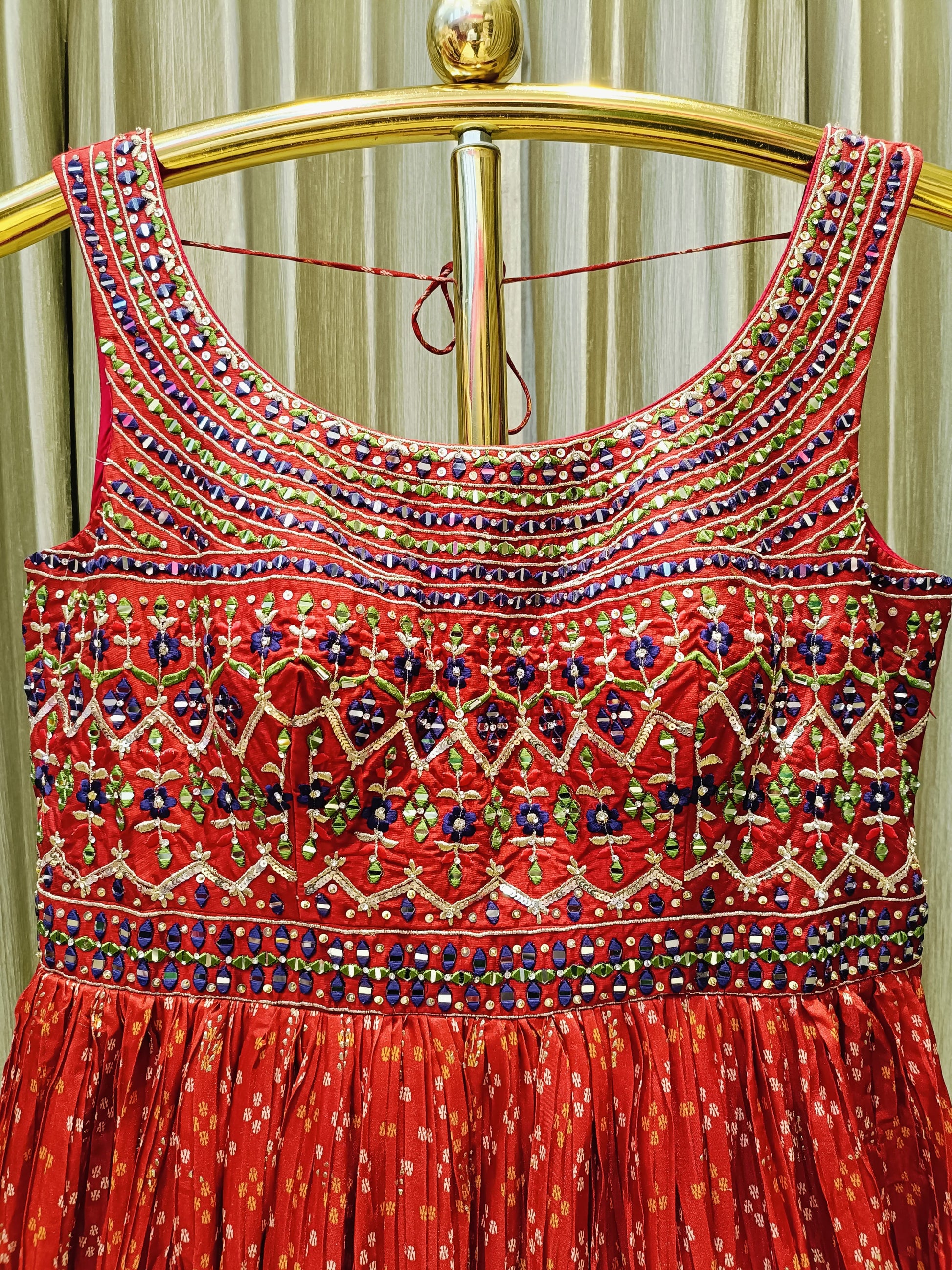 BANDHANI,TRADITIONAL,SANGEET,FUNCTIONAL,ANARKALI SUIT