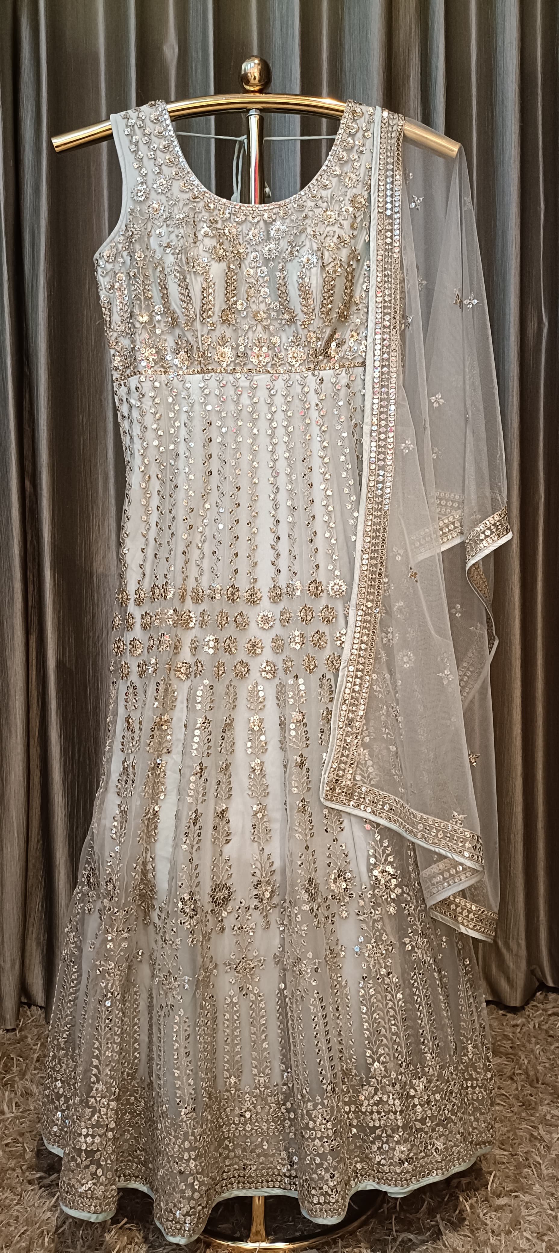 PARTY WEAR GOWN,FUNCTIONAL,ENGAGEMENT LOOK,SANGEET, SUIT
