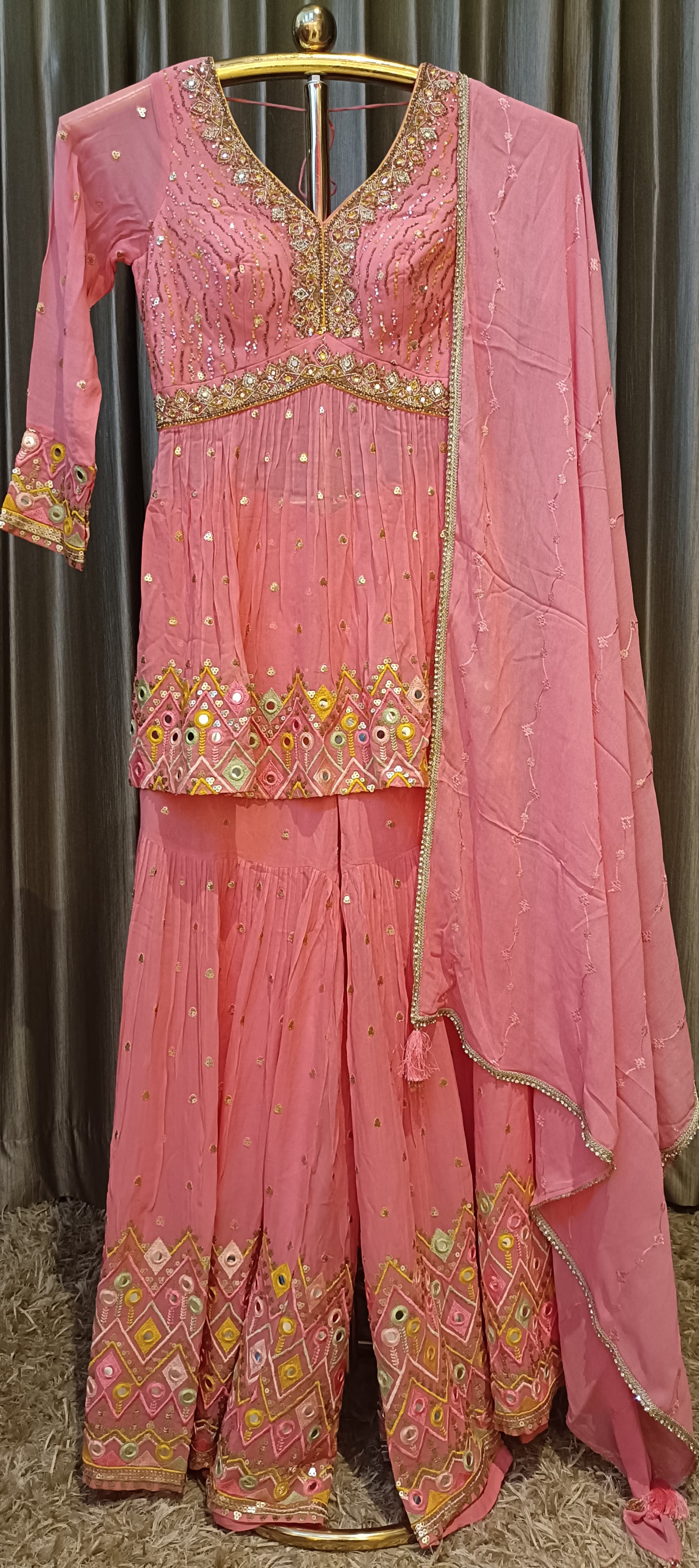 PARTY WEAR,INDO-WESTERN,FUNCTIONAL,SANGEET,PALAZZO, GHARARA