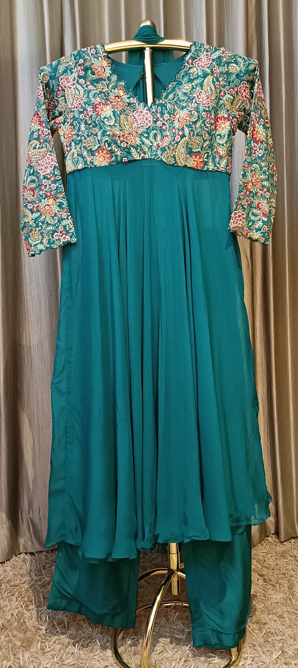 PARTY WEAR,INDO-WESTERN,SANGEET,PALAZZO,GHARARA