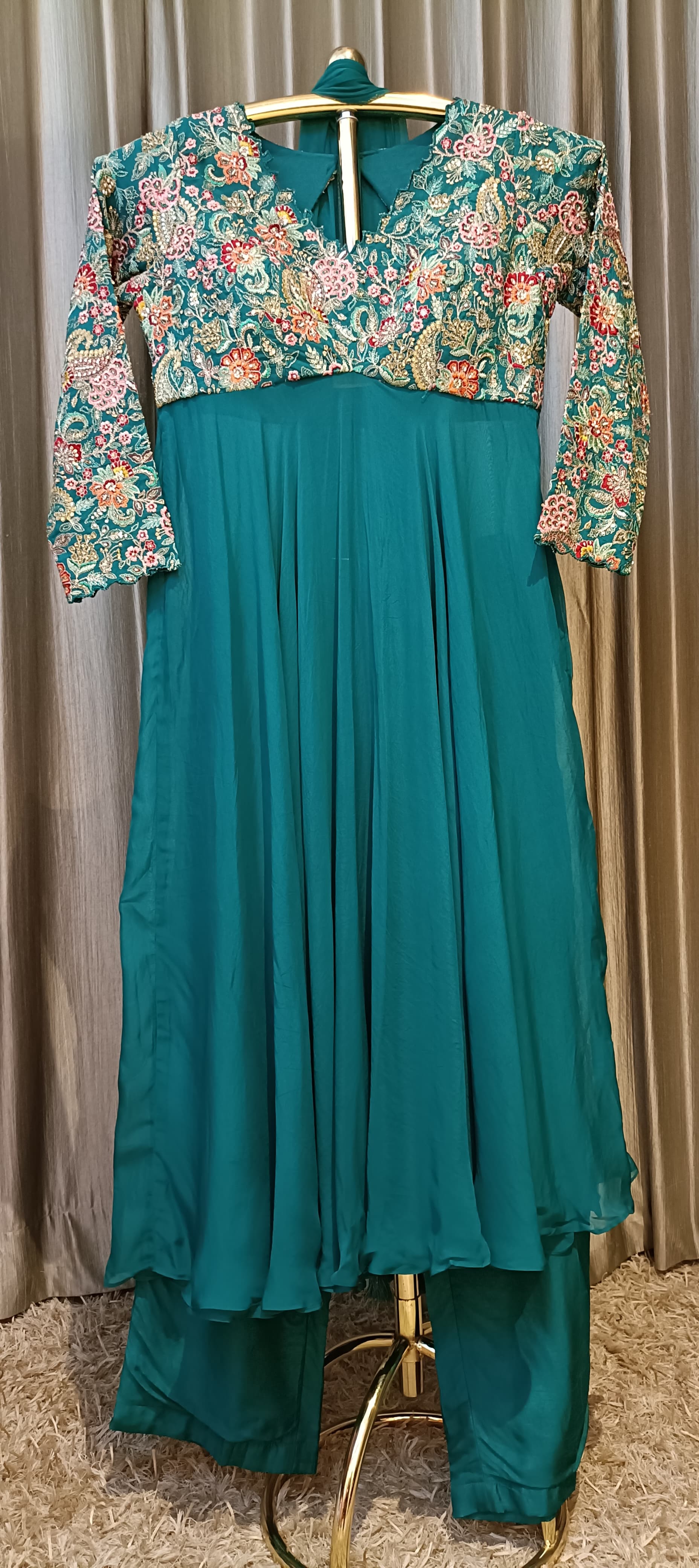 PARTY WEAR,INDO-WESTERN,SANGEET,PALAZZO,GHARARA