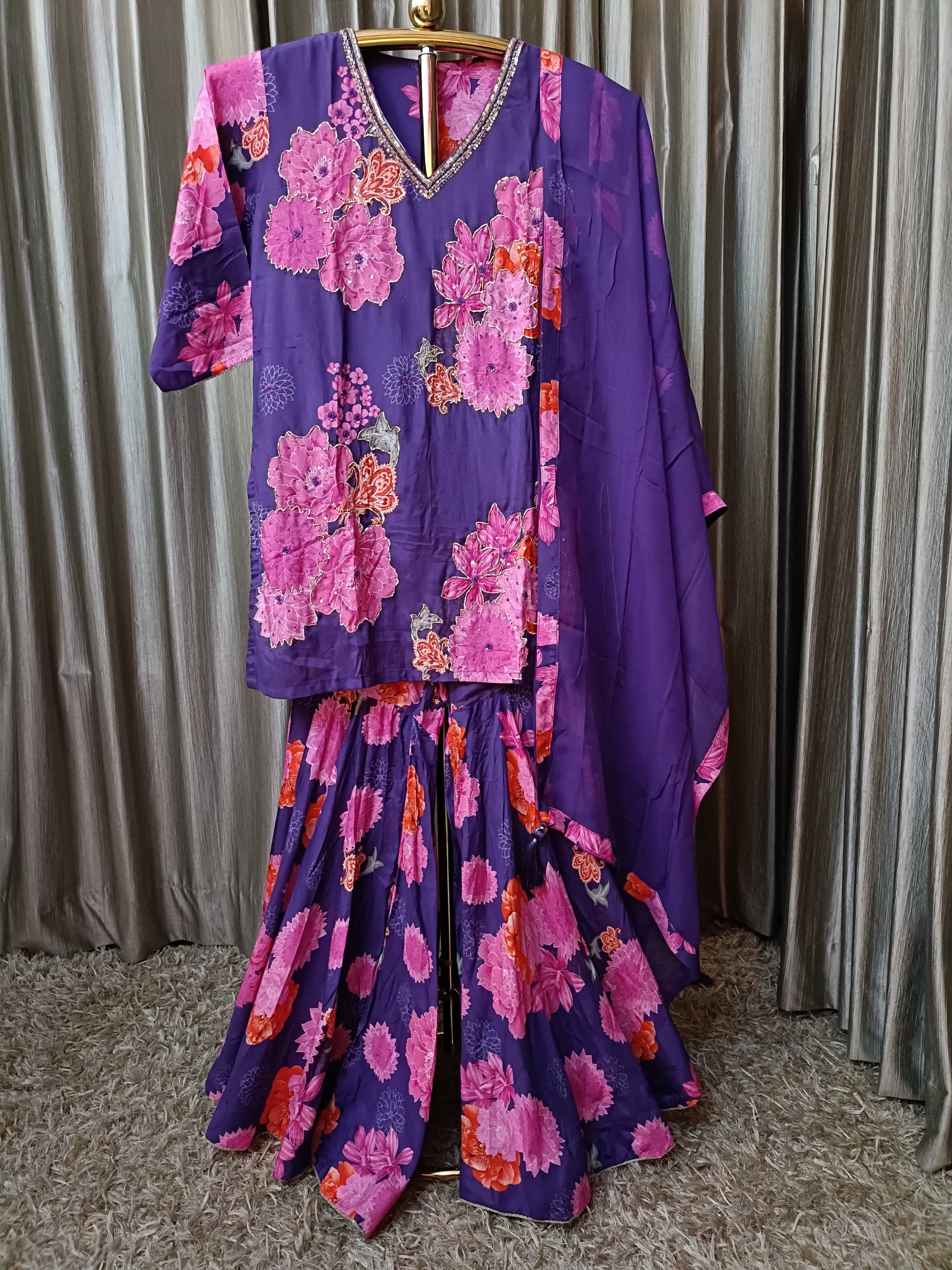 COTTON SILK FLORAL PRINT GHARARA SET