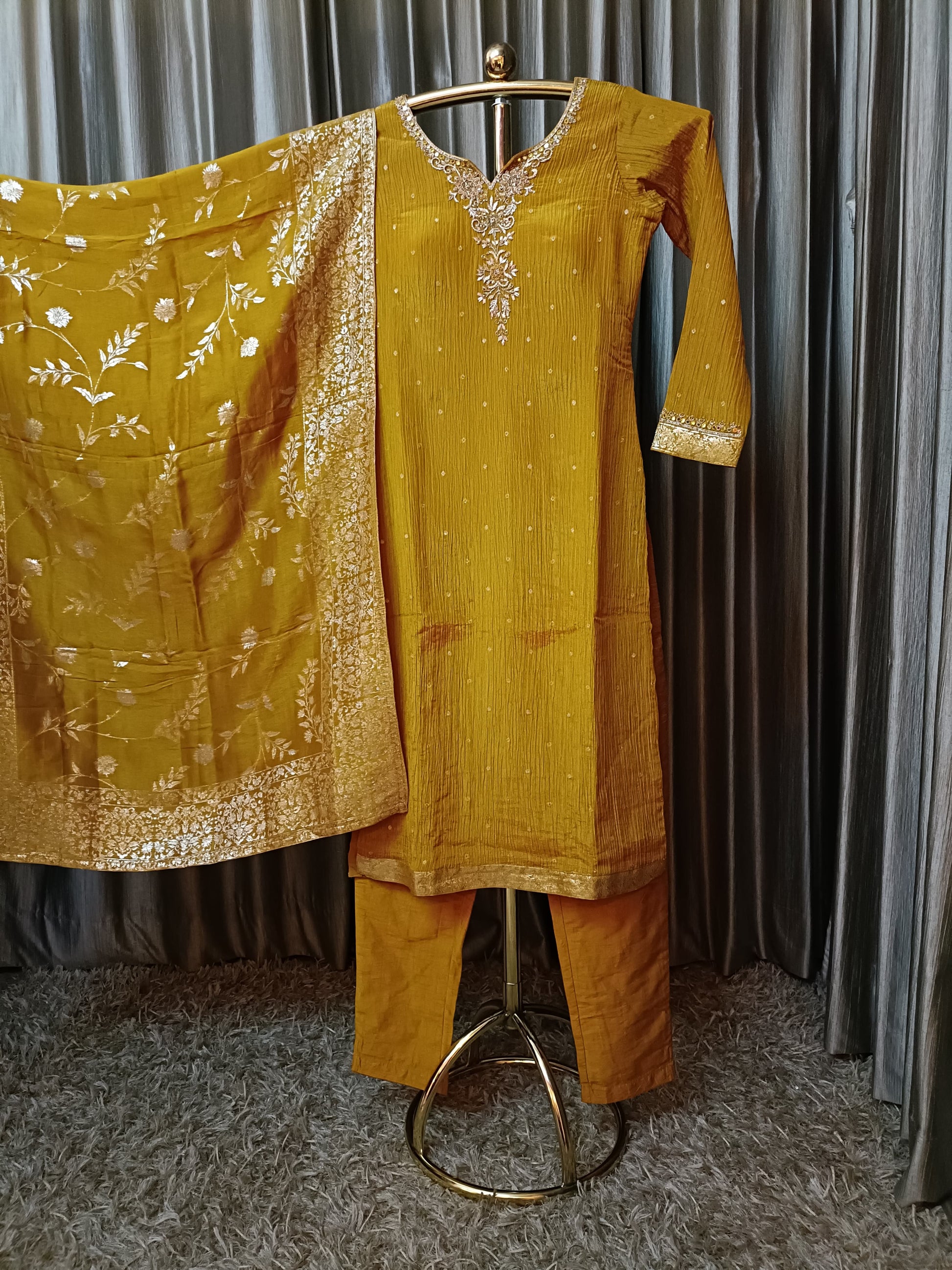 SEMI PARTY TRADITIONAL TISSUE CRUSH KURTA SET