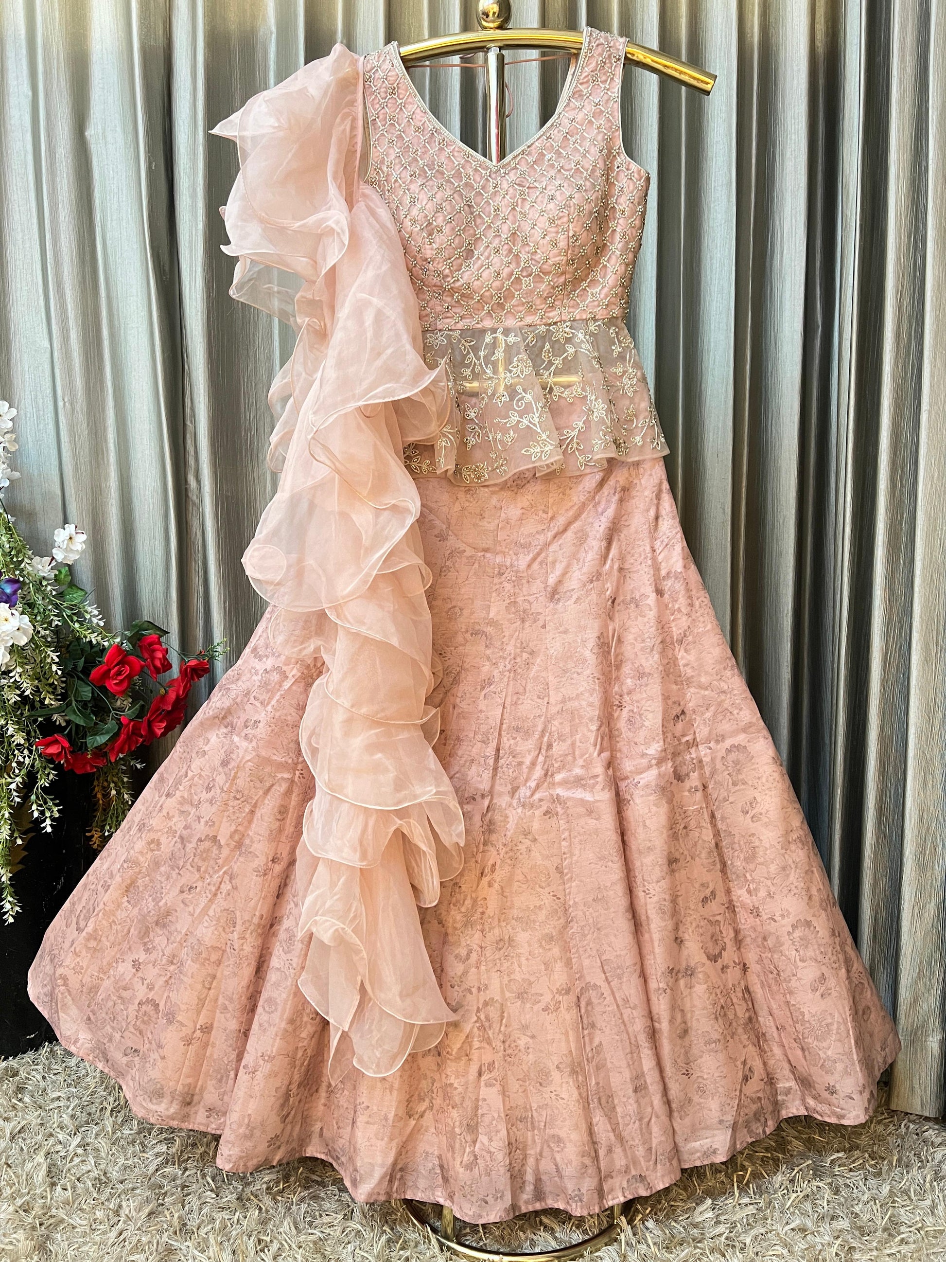 DESIGNER INDO WESTERN PARTY WEAR LEHENGA CHOLI
