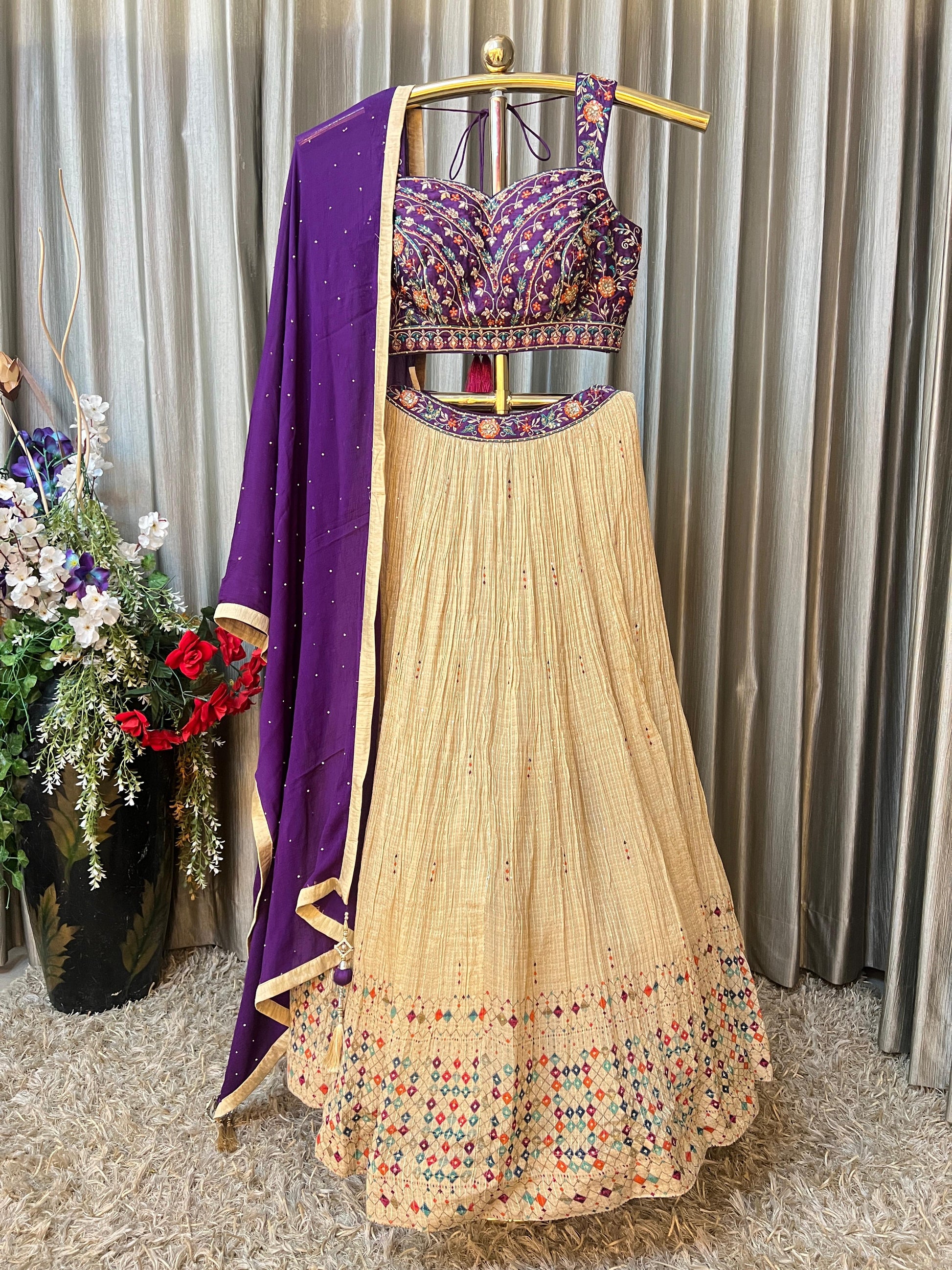 SANGEET,MEHNDI,CROPTOP,PARTY WEAR LEHENGA CHOLI