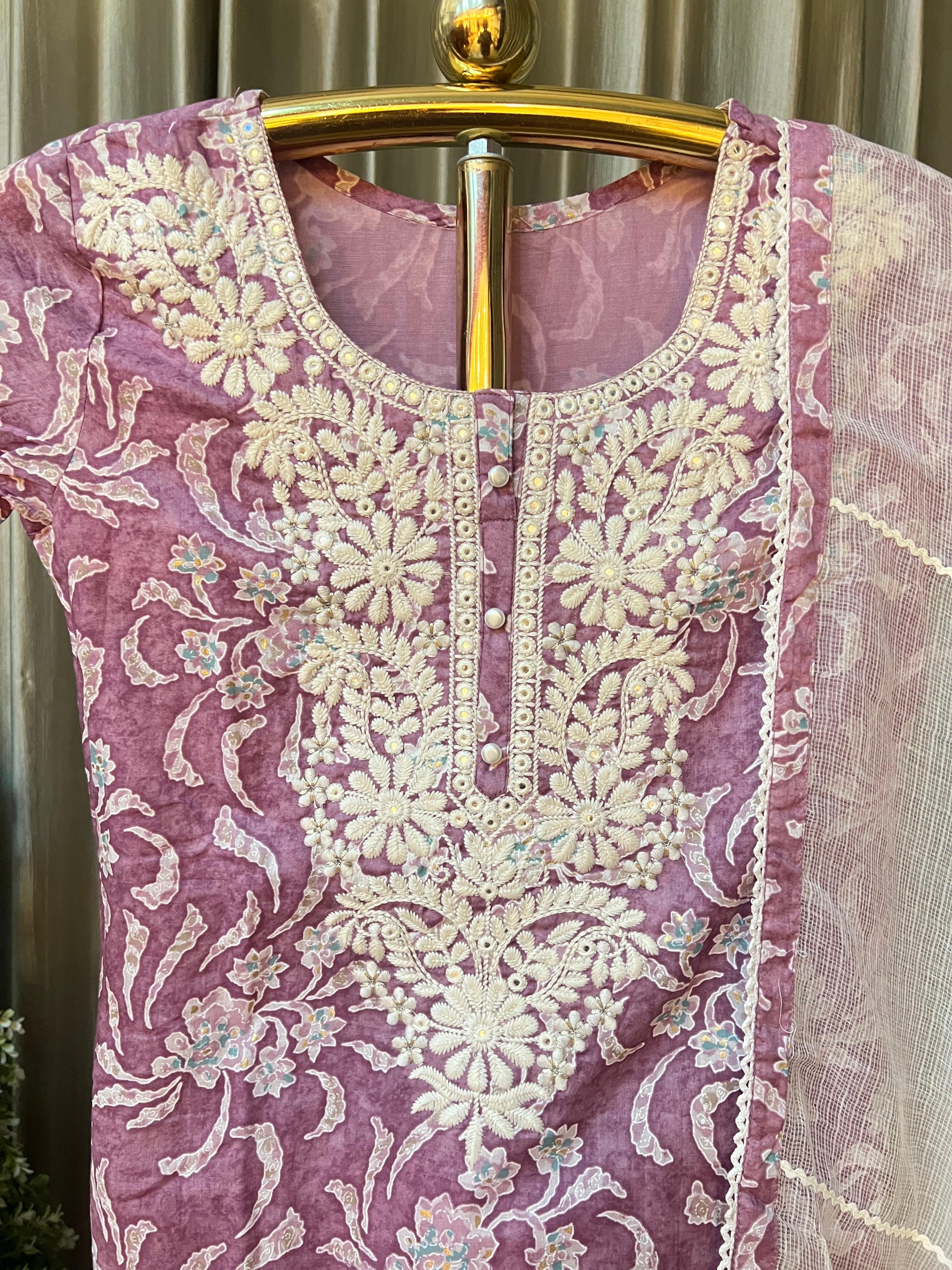CASUAL, CHIKANKARI DAILY WEAR KURTA SET