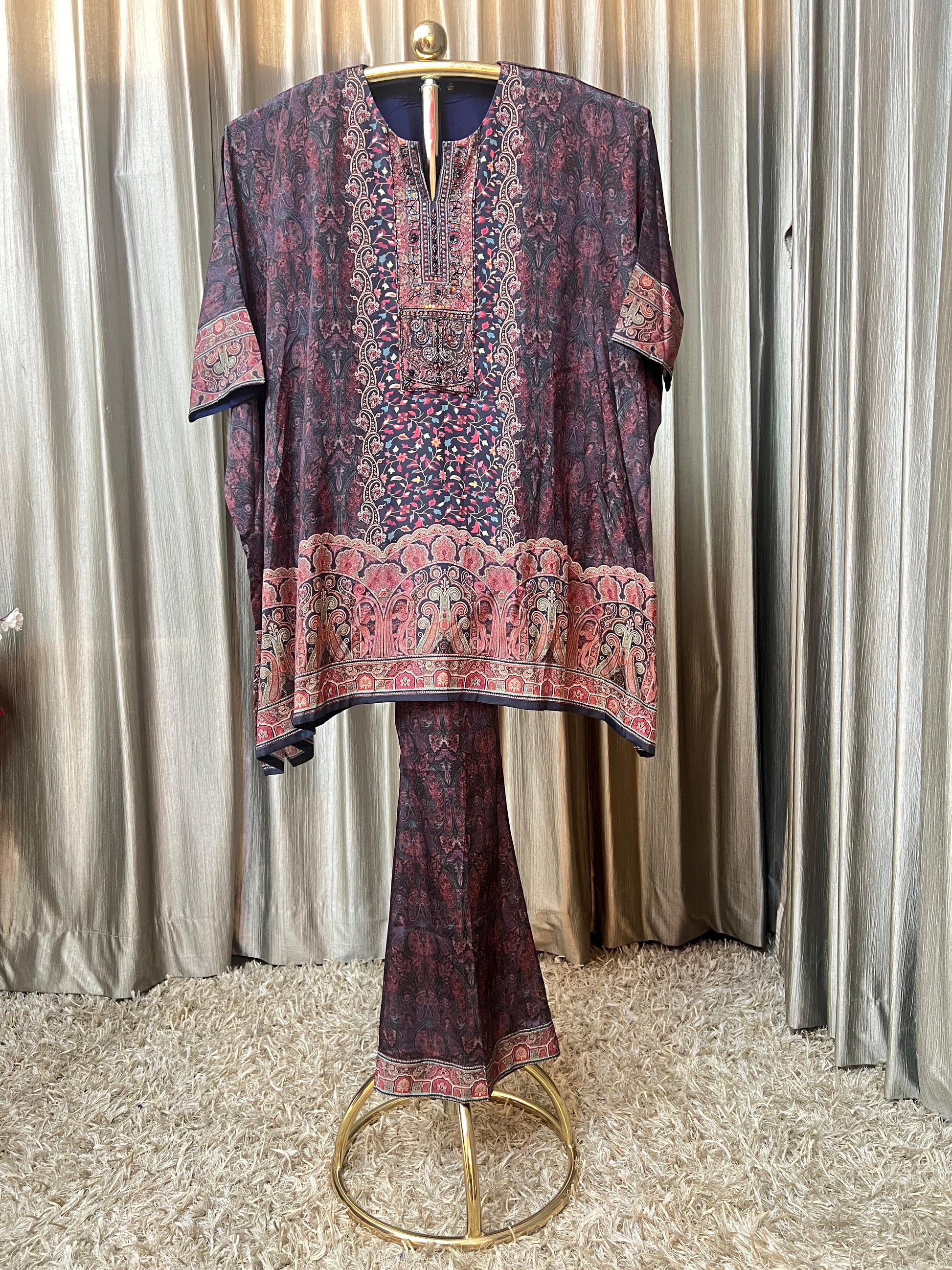 KAFTAN STYLE LOOK TRADITIONAL,FESTIVE WEAR LOOK