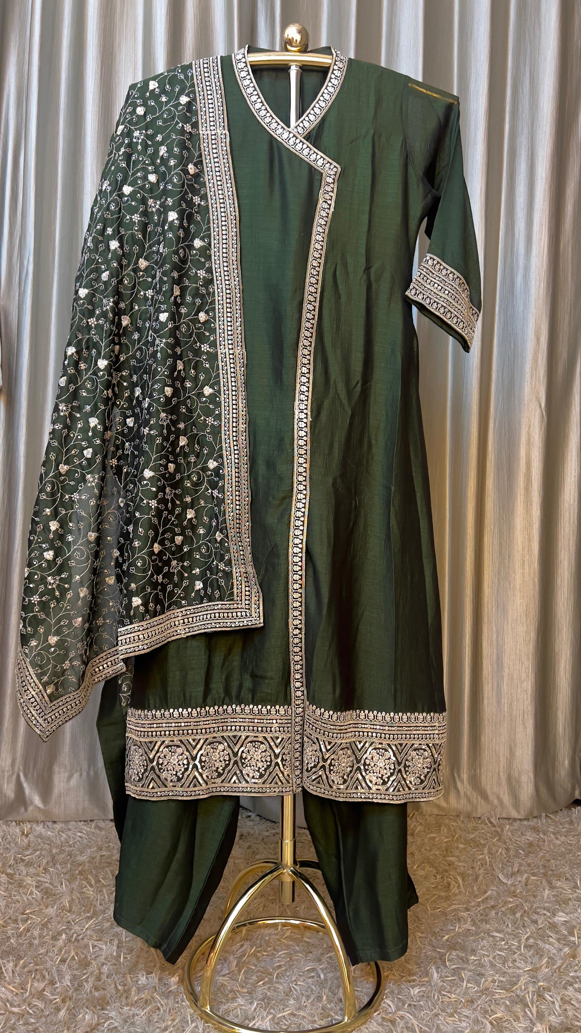 ANGRAKHA PATTERN A-LINE KURTA SET MEHNDI,CEREMONY,EVENING FUNCTION, FESTIVE OCCASSSION OUTFIT