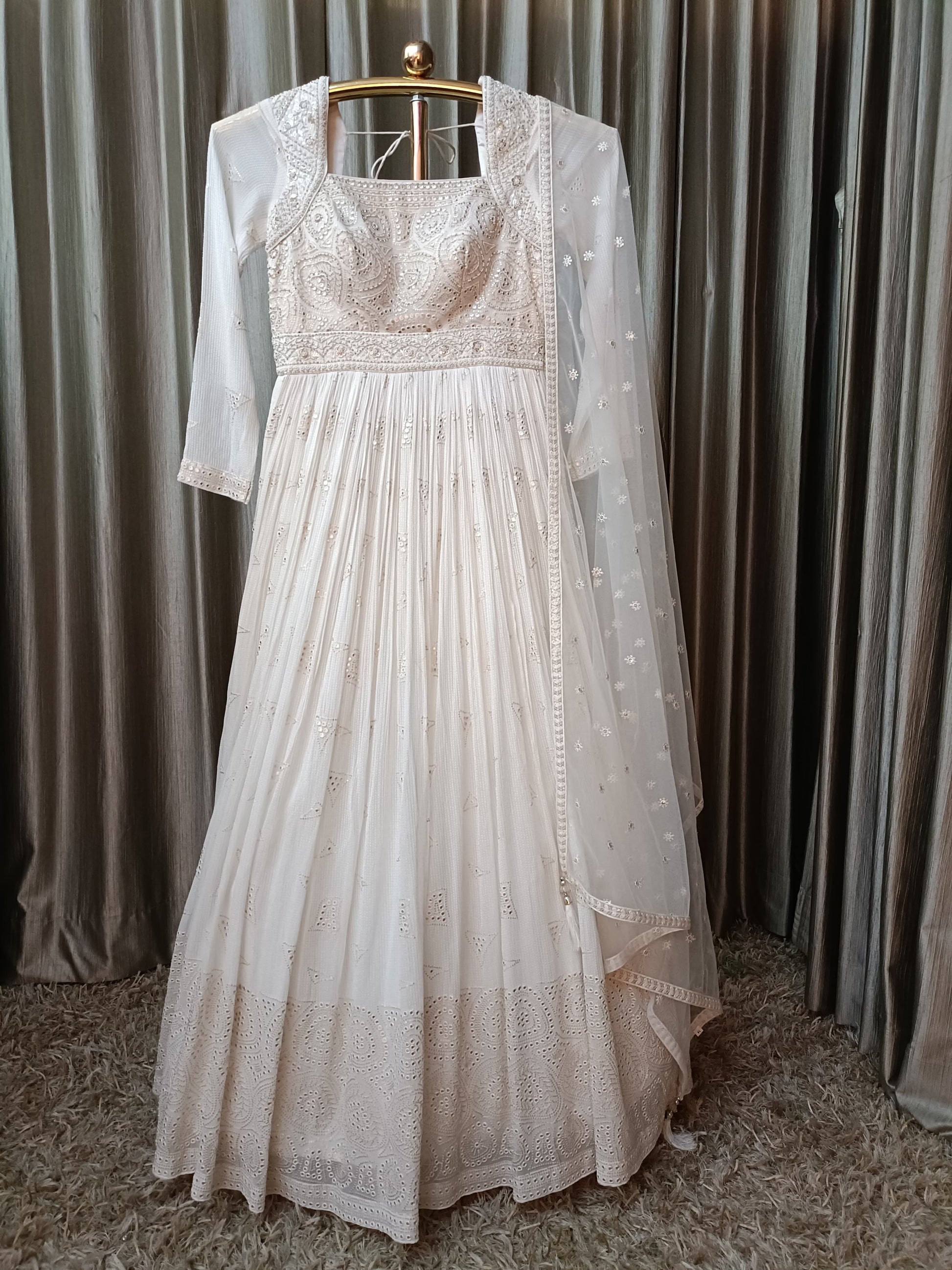 PARTY WEAR,SANGEET,FUNCTIONAL ANARKALI SUIT