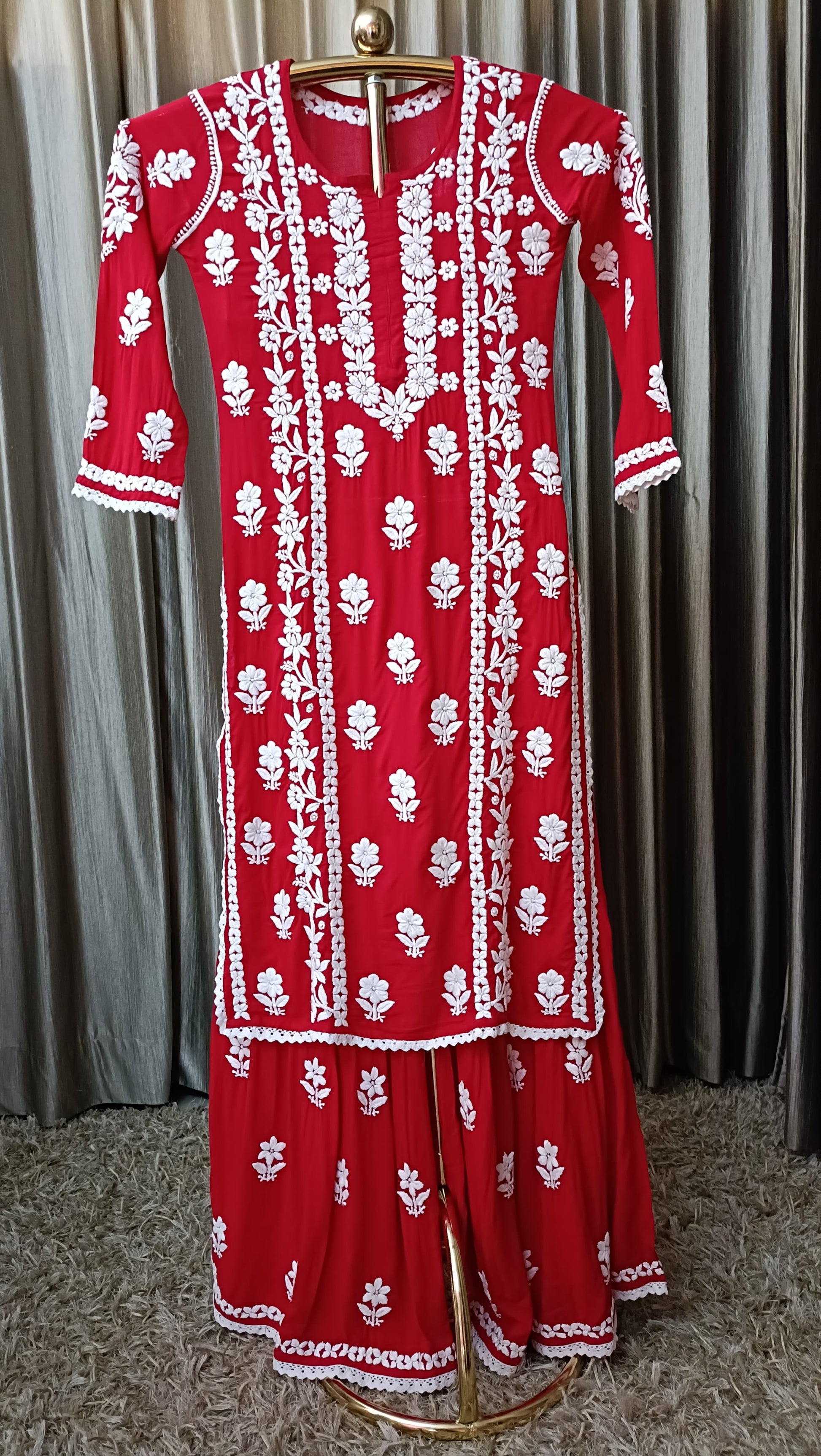 LAKHNAVI KURTI SET