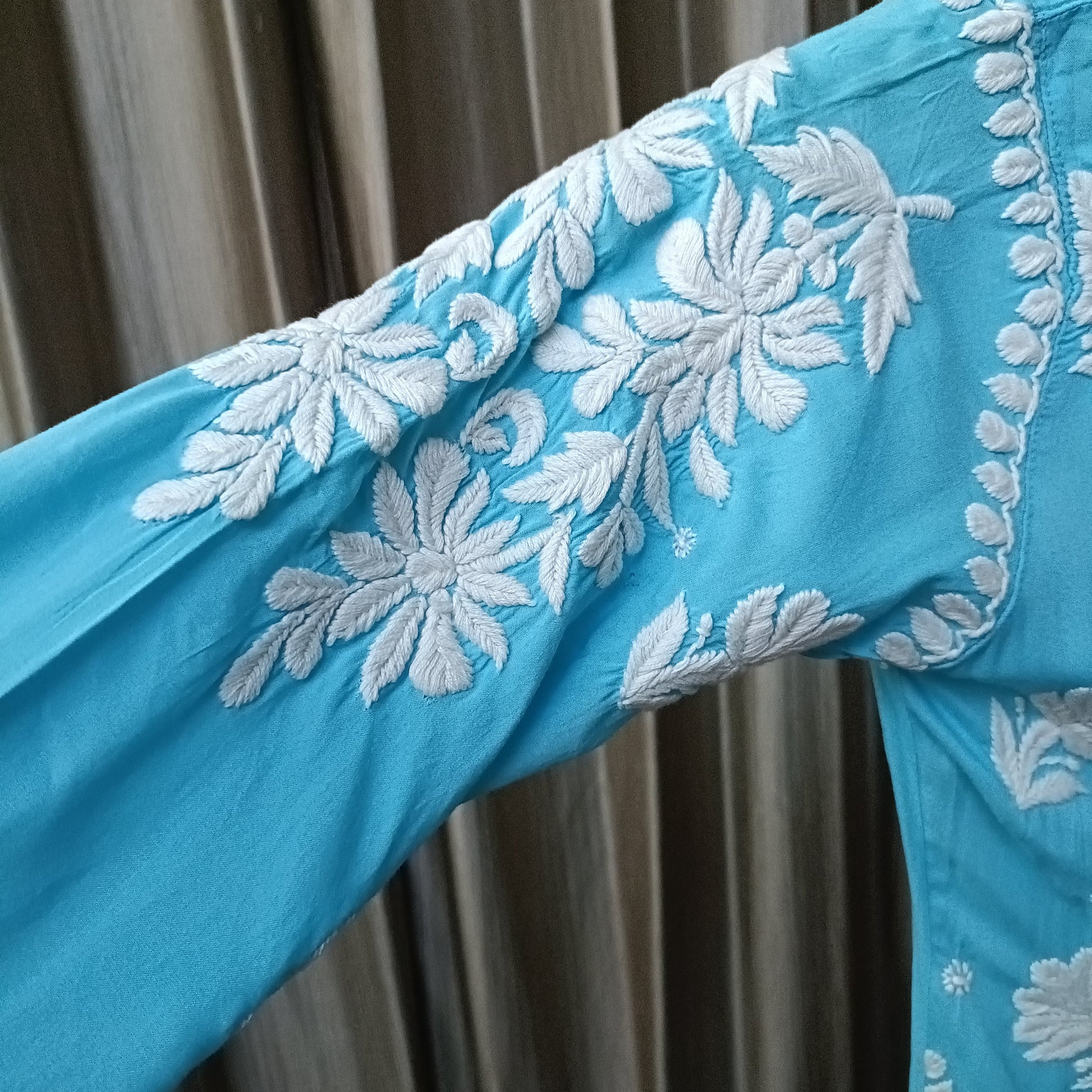 LAKHNAVI KURTI SET