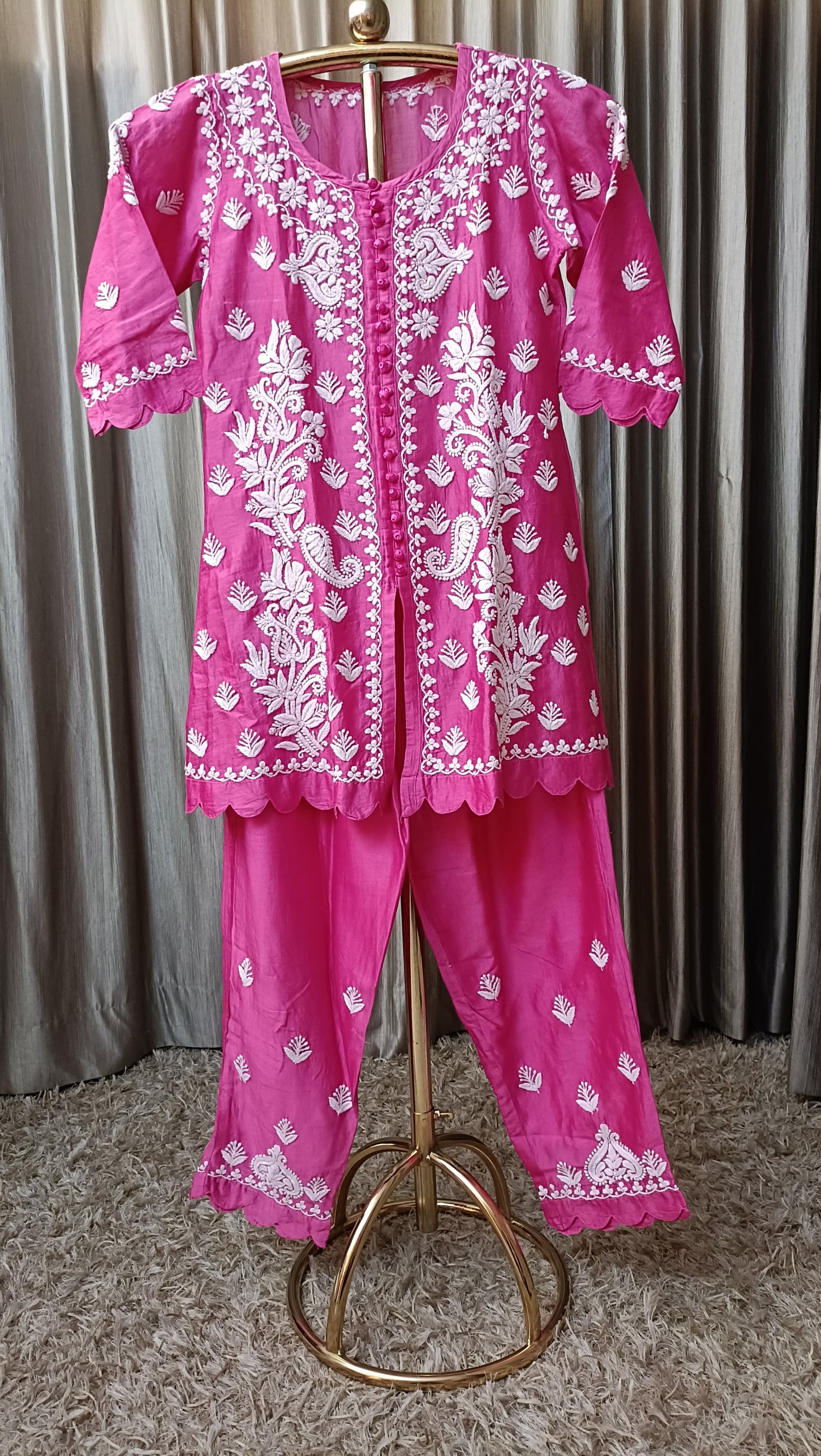 LAKHNAVI KURTI SET