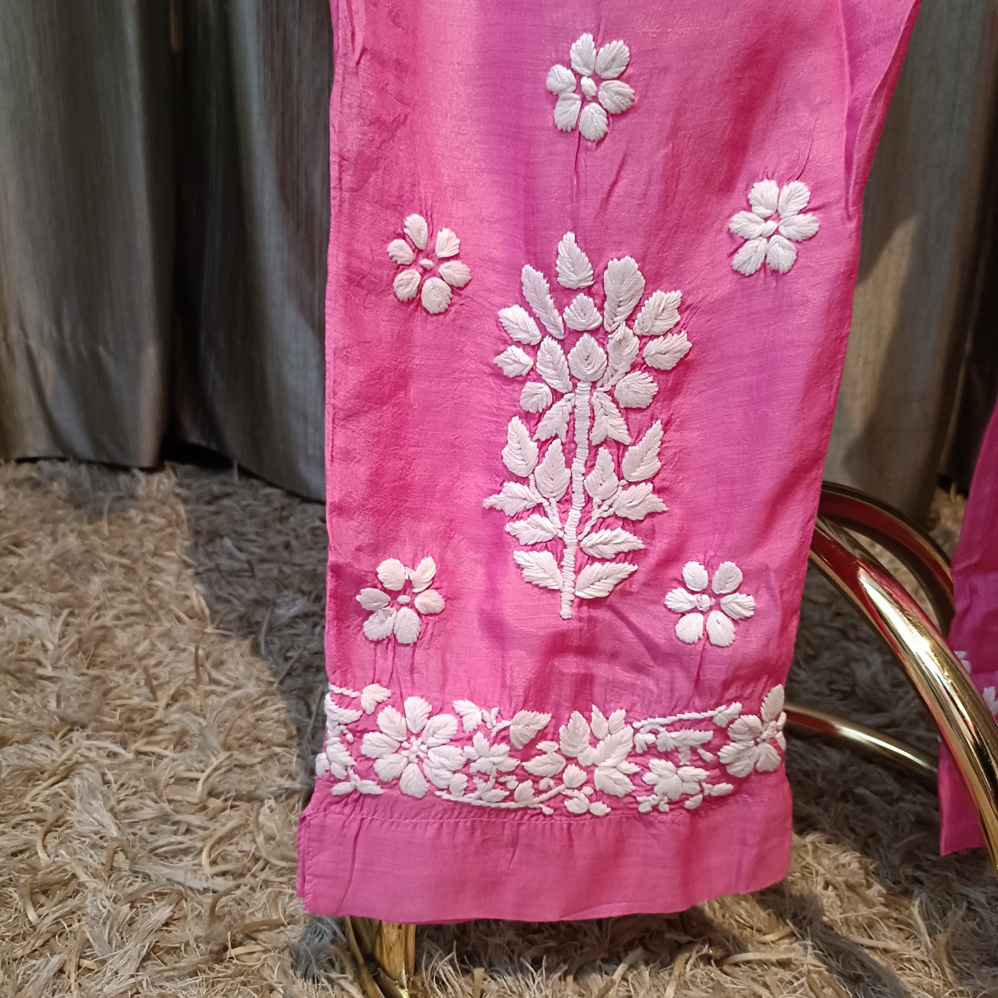 LAKHNAVI KURTI SET