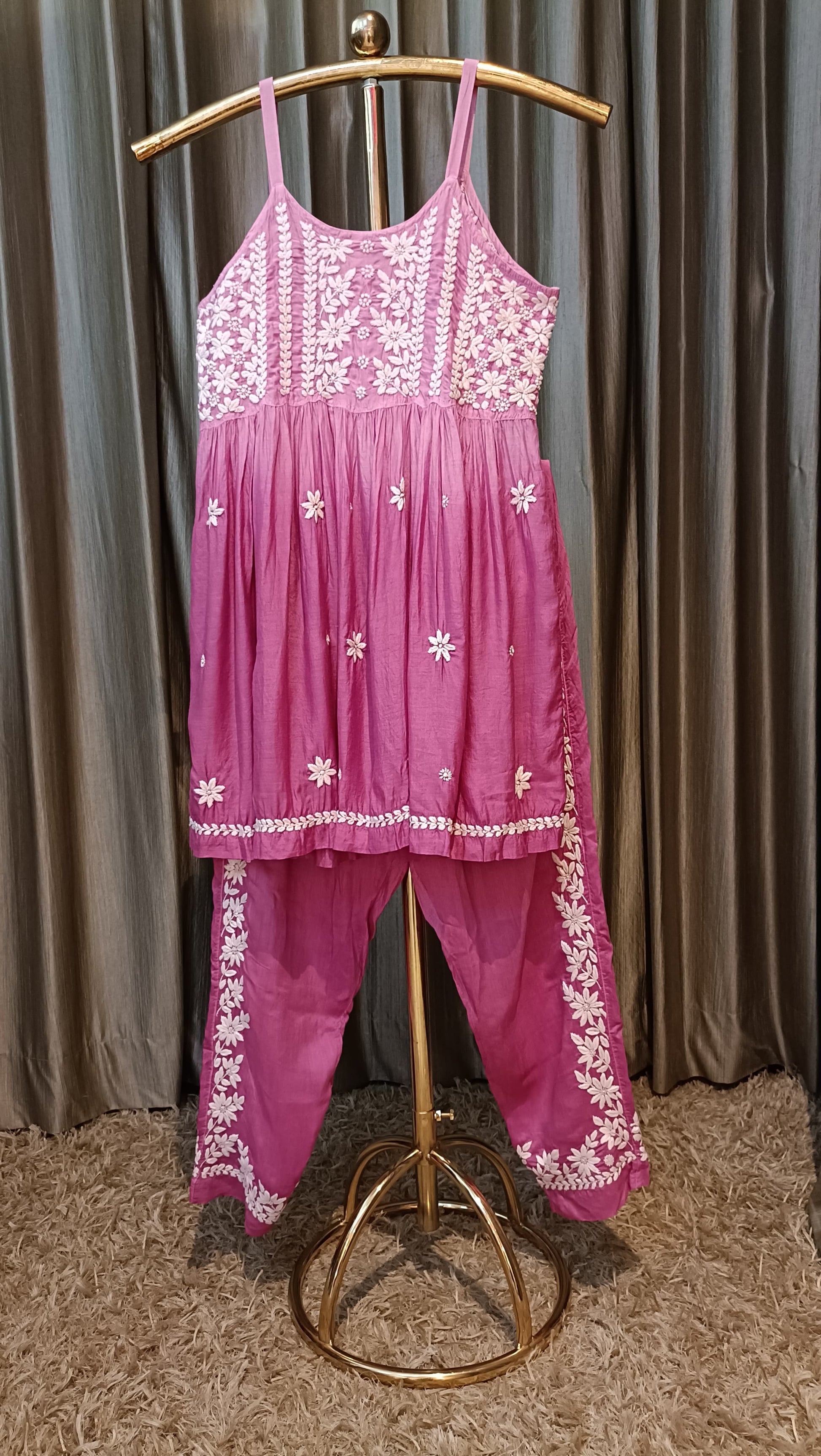 LAKHNAVI KURTI SET