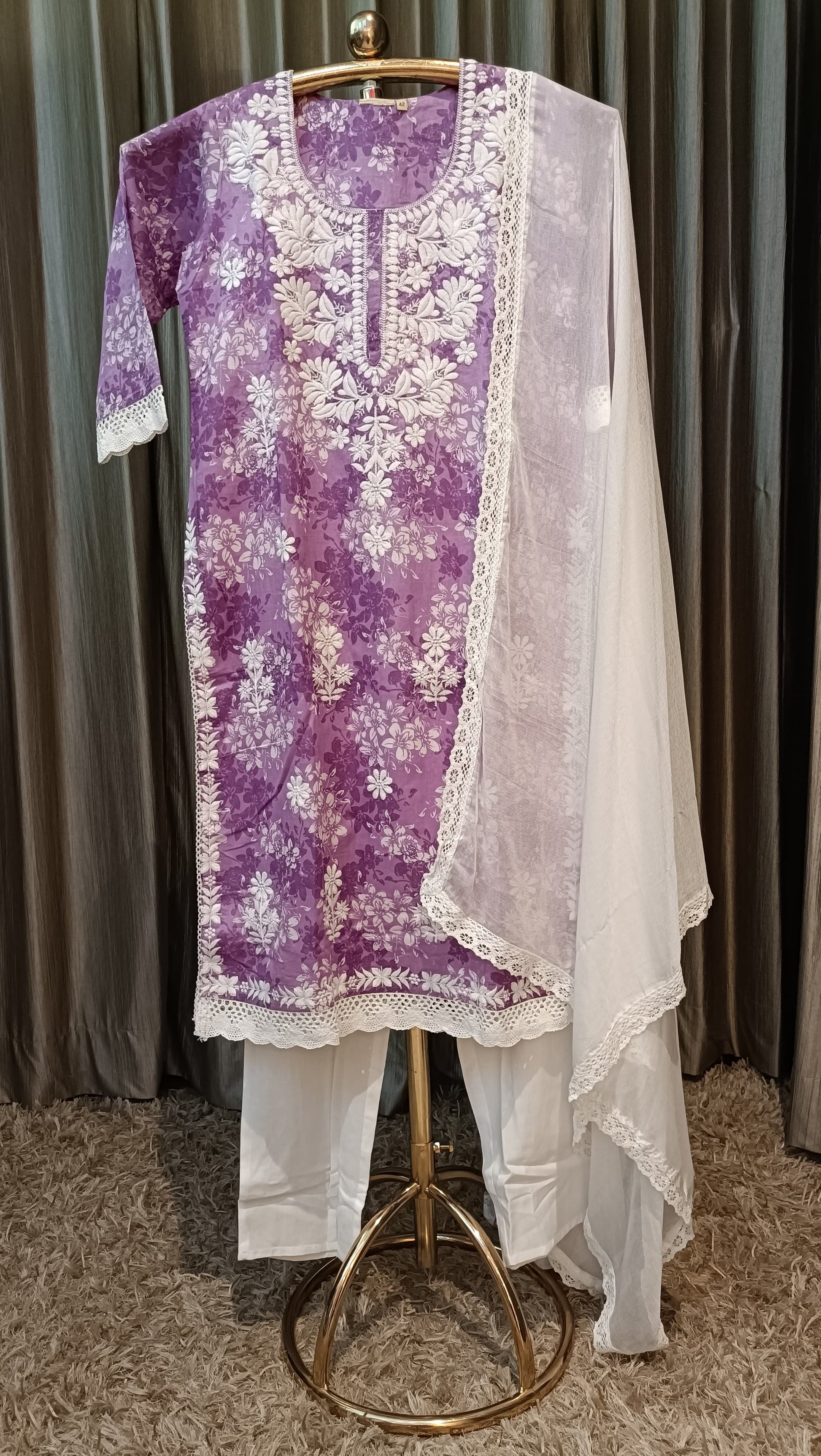 LAKHNAVI KURTI SET