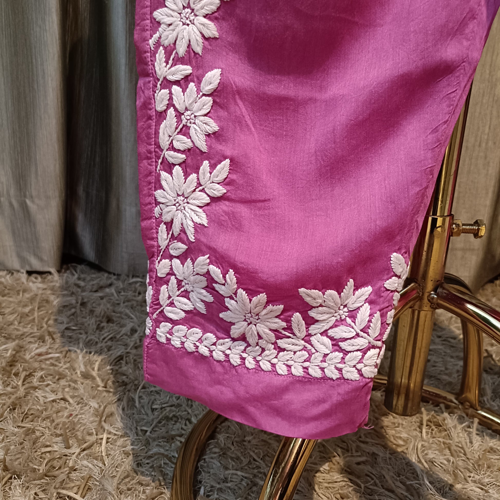 LAKHNAVI KURTI SET