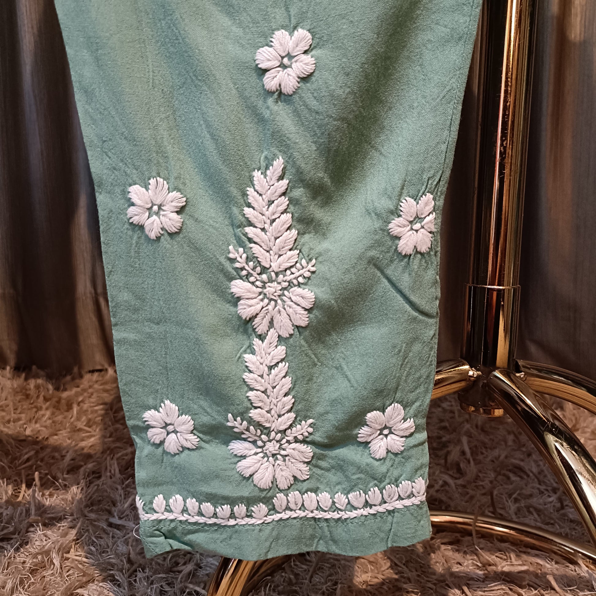 LAKHNAVI KURTI SET