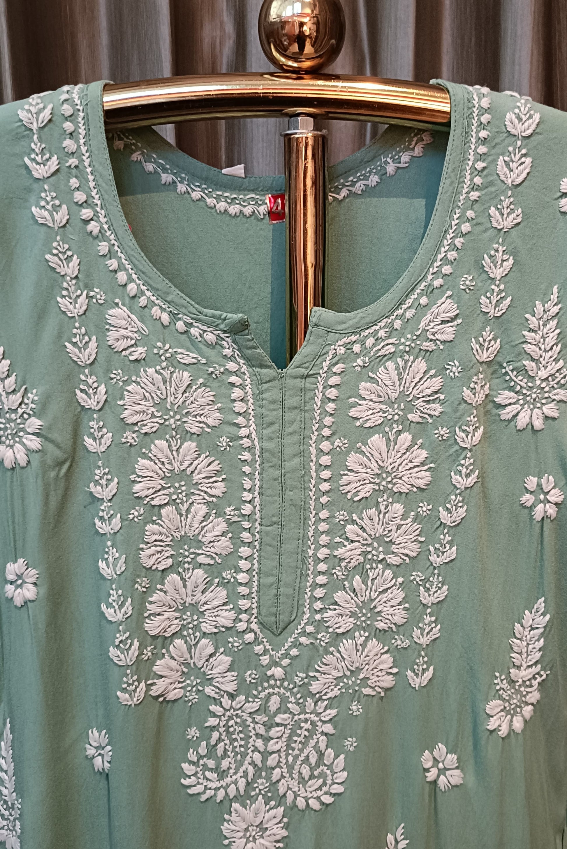 LAKHNAVI KURTI SET